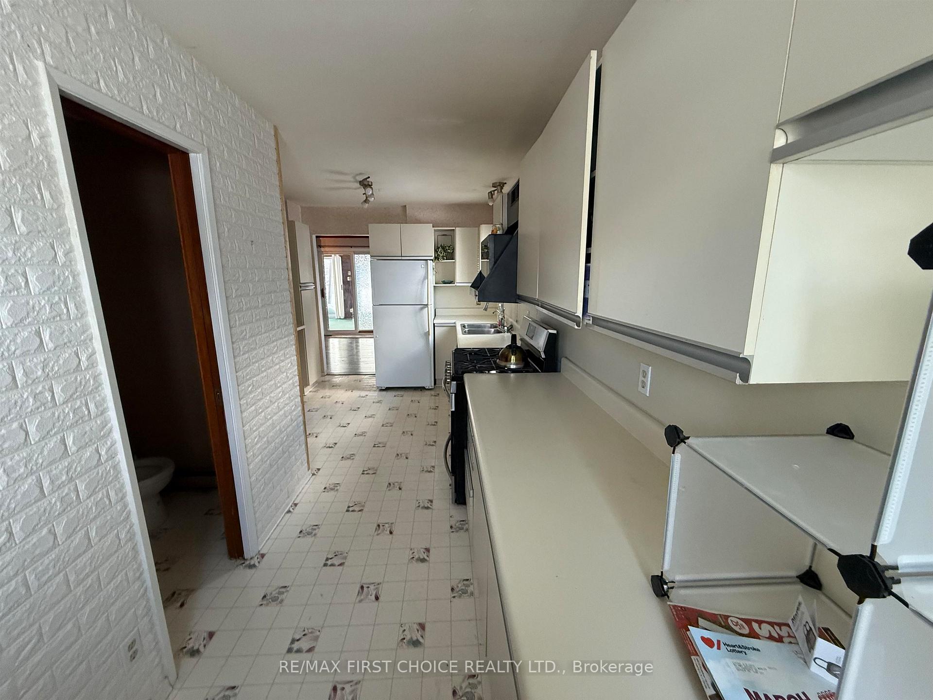 Photo 6 of 210 Parkdale Road, Dryden, Milestone — HOMEH