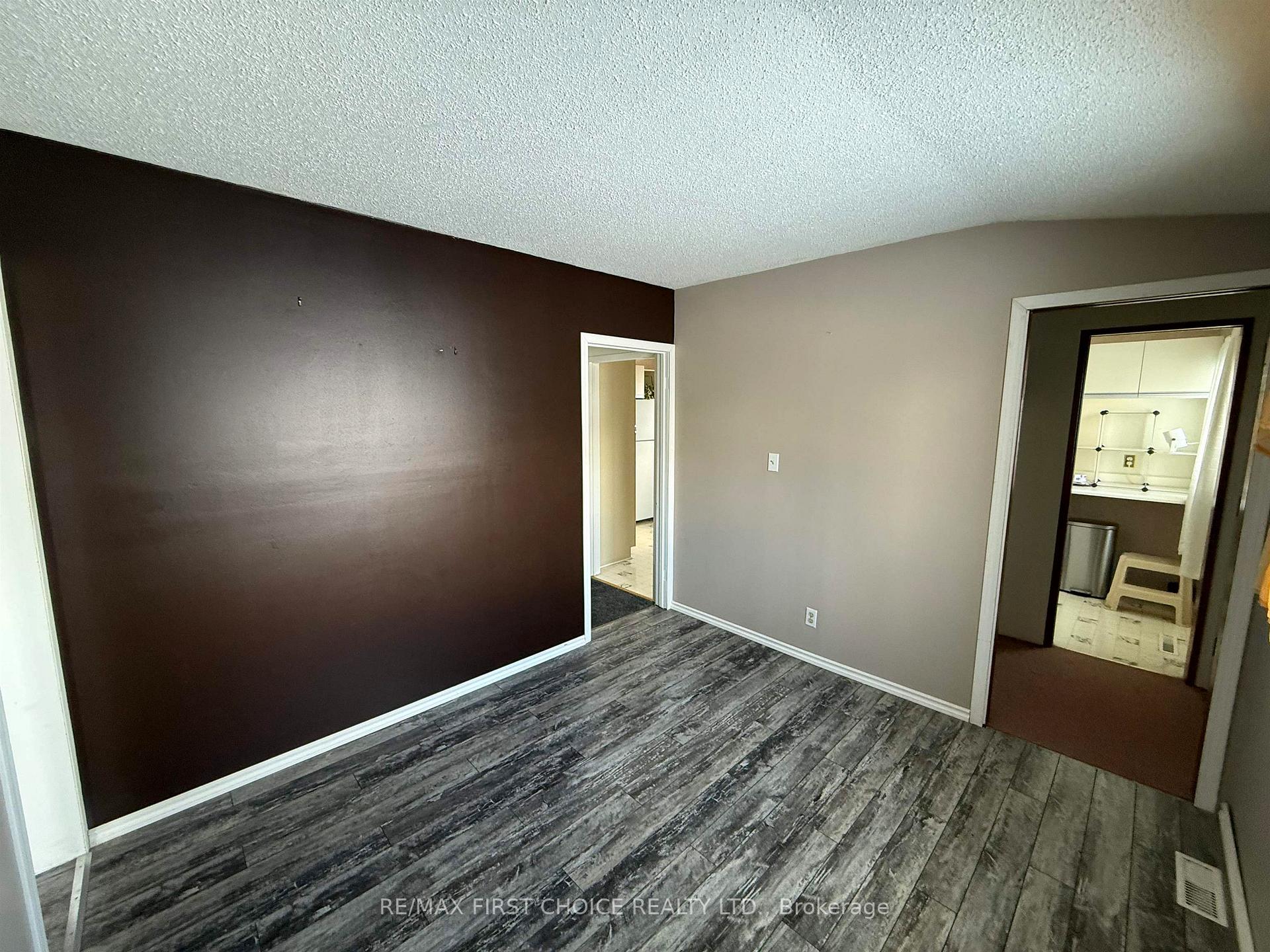 Photo 10 of 210 Parkdale Road, Dryden, Milestone — HOMEH