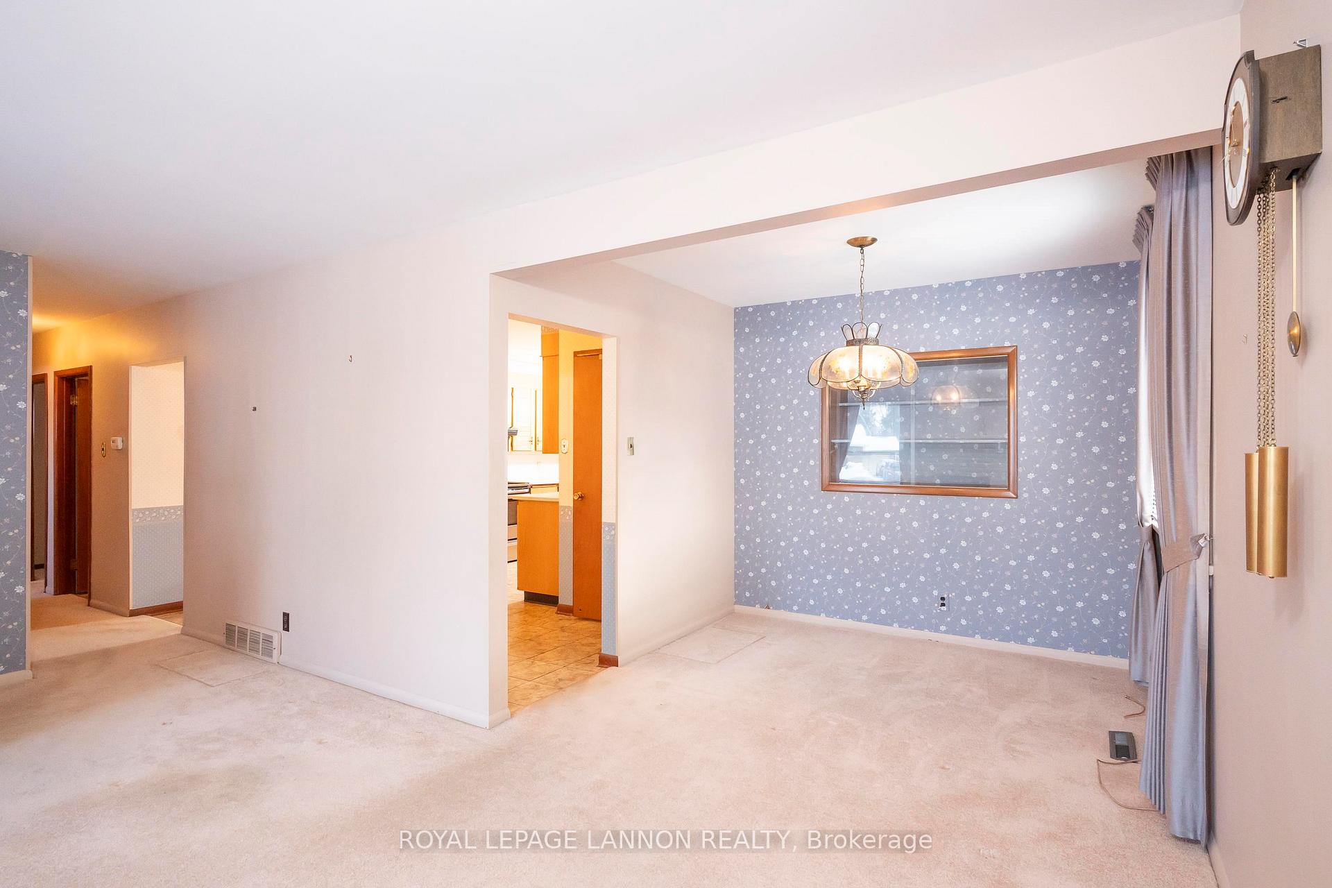 Photo 6 of 604 Ashdale Place, Thunder Bay, Edgewater Park — HOMEH