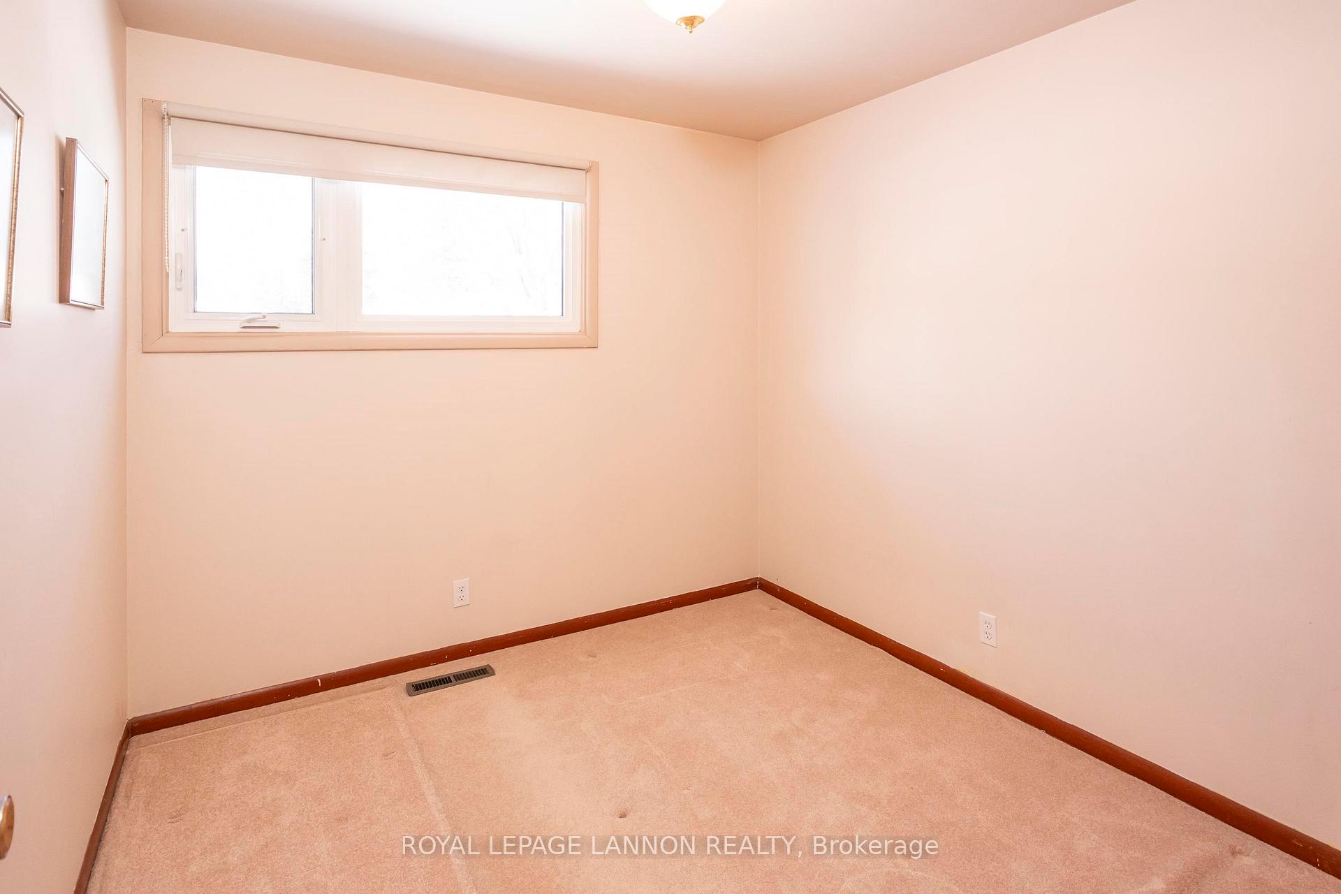 Photo 15 of 604 Ashdale Place, Thunder Bay, Edgewater Park — HOMEH