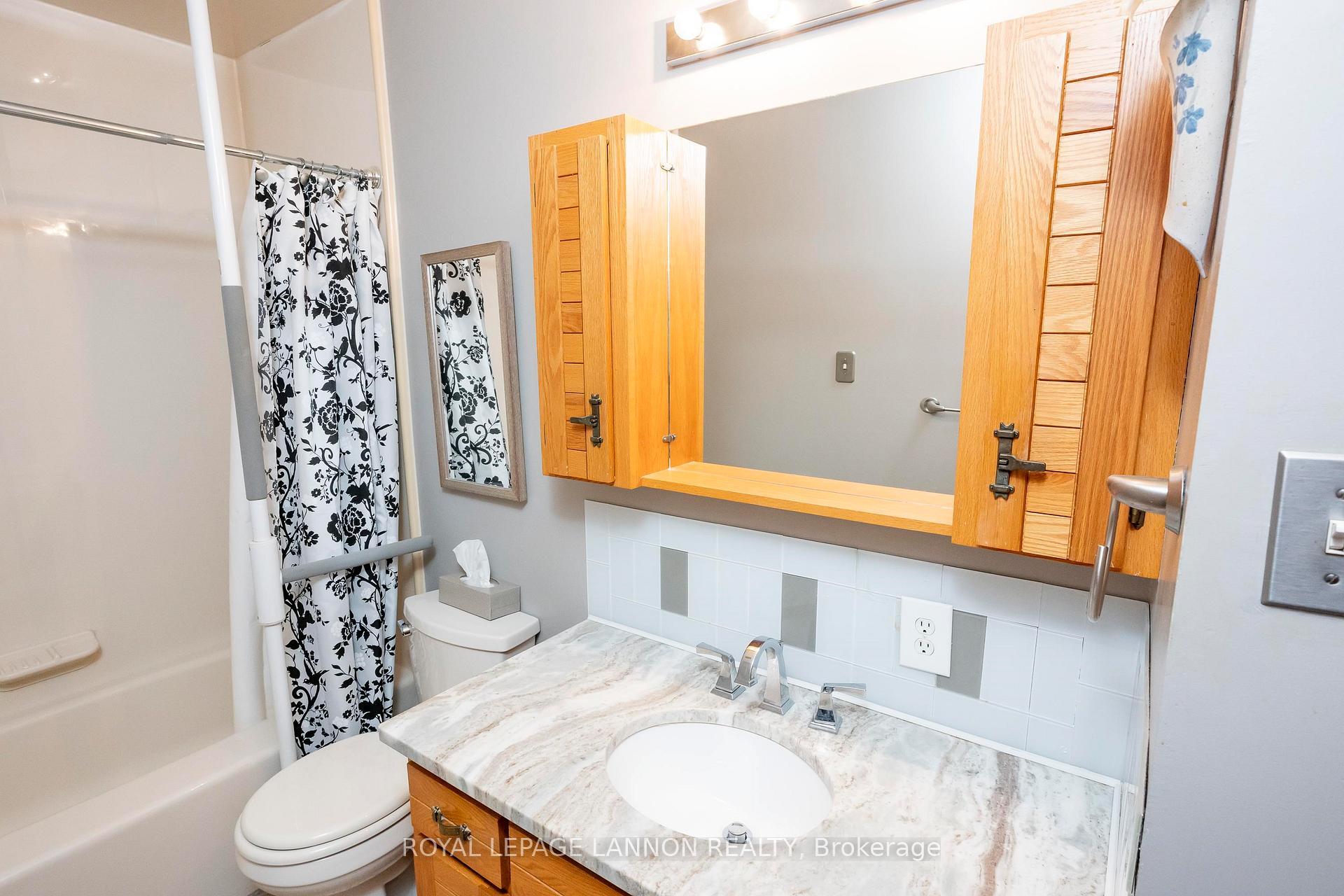 Photo 24 of 604 Ashdale Place, Thunder Bay, Edgewater Park — HOMEH