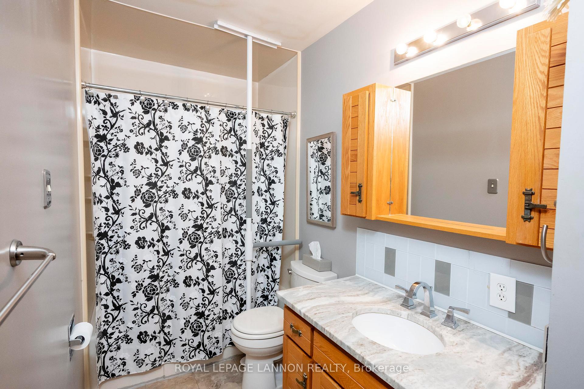 Photo 26 of 604 Ashdale Place, Thunder Bay, Edgewater Park — HOMEH