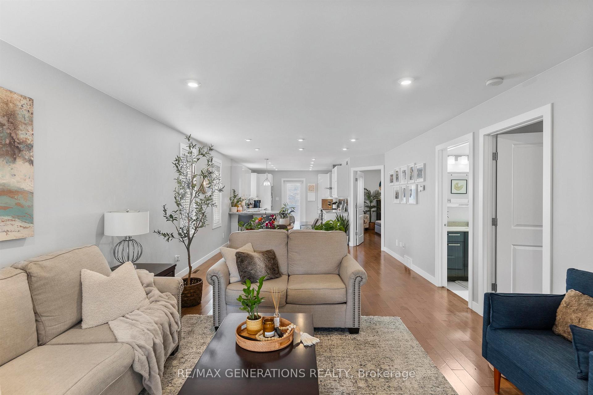 Photo 6 of 203 Cougar Crescent, Thunder Bay, Parkdale — HOMEH