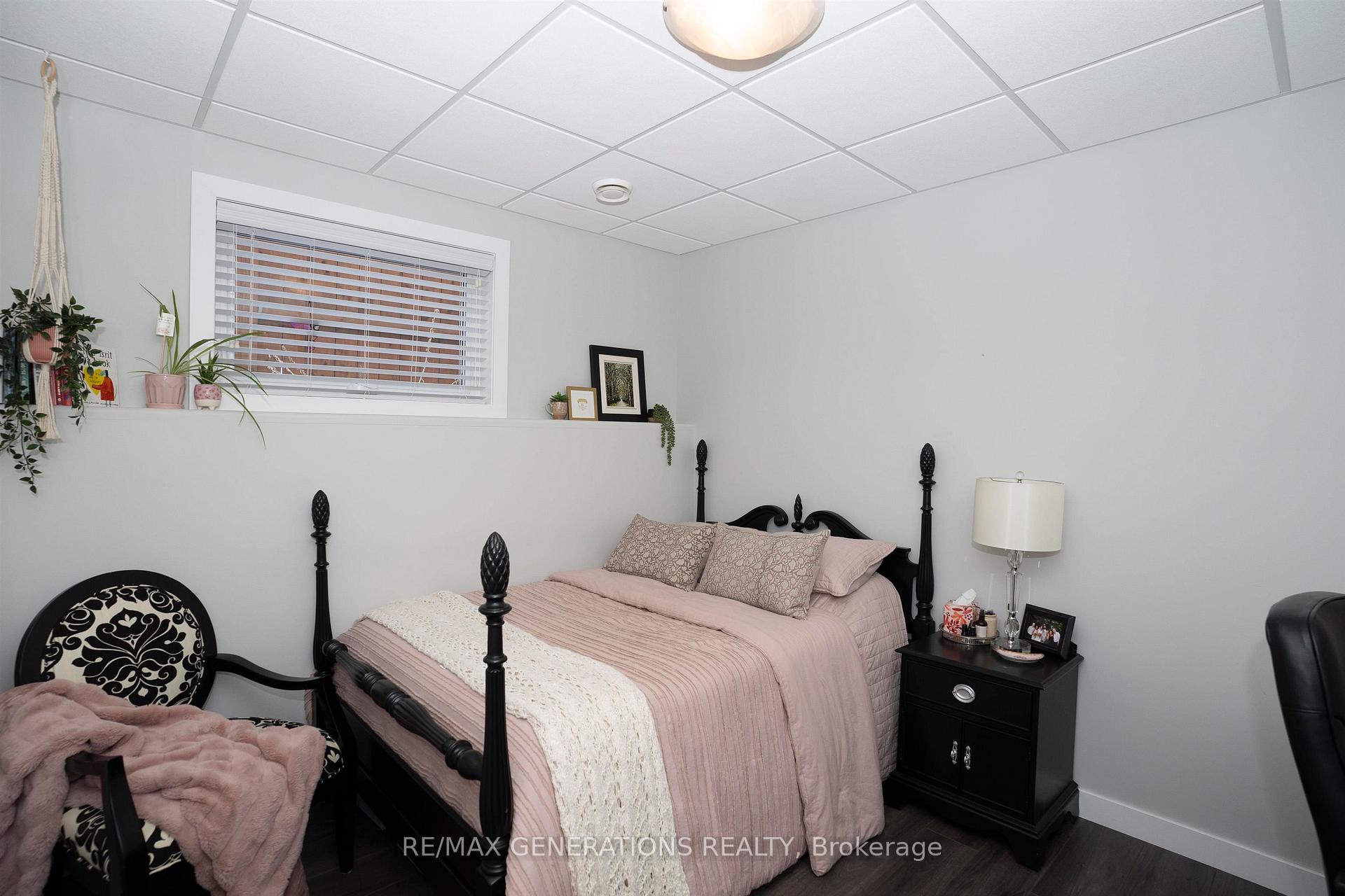 Photo 32 of 203 Cougar Crescent, Thunder Bay, Parkdale — HOMEH
