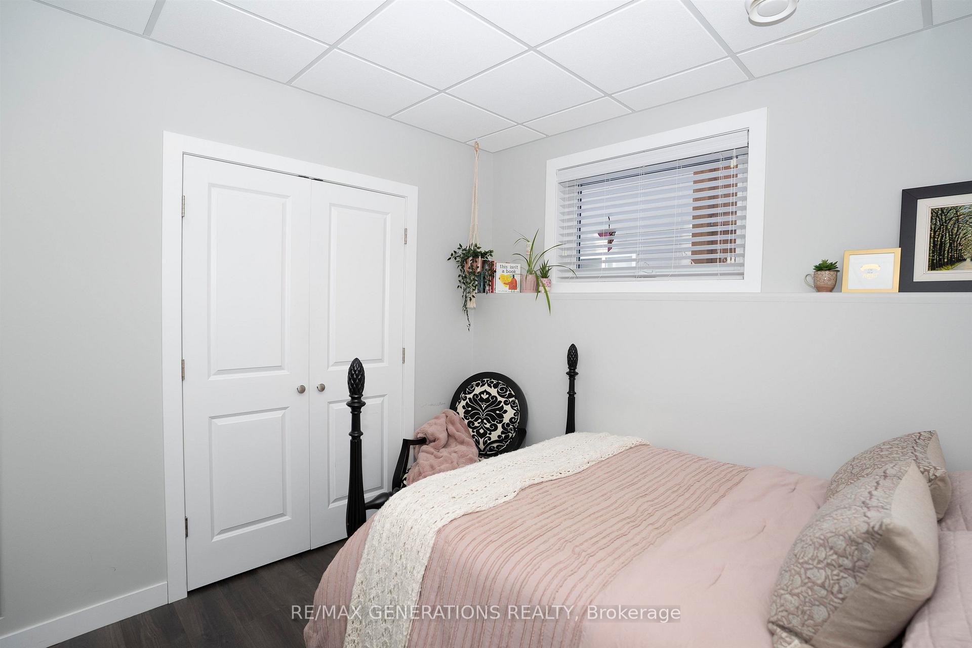 Photo 33 of 203 Cougar Crescent, Thunder Bay, Parkdale — HOMEH