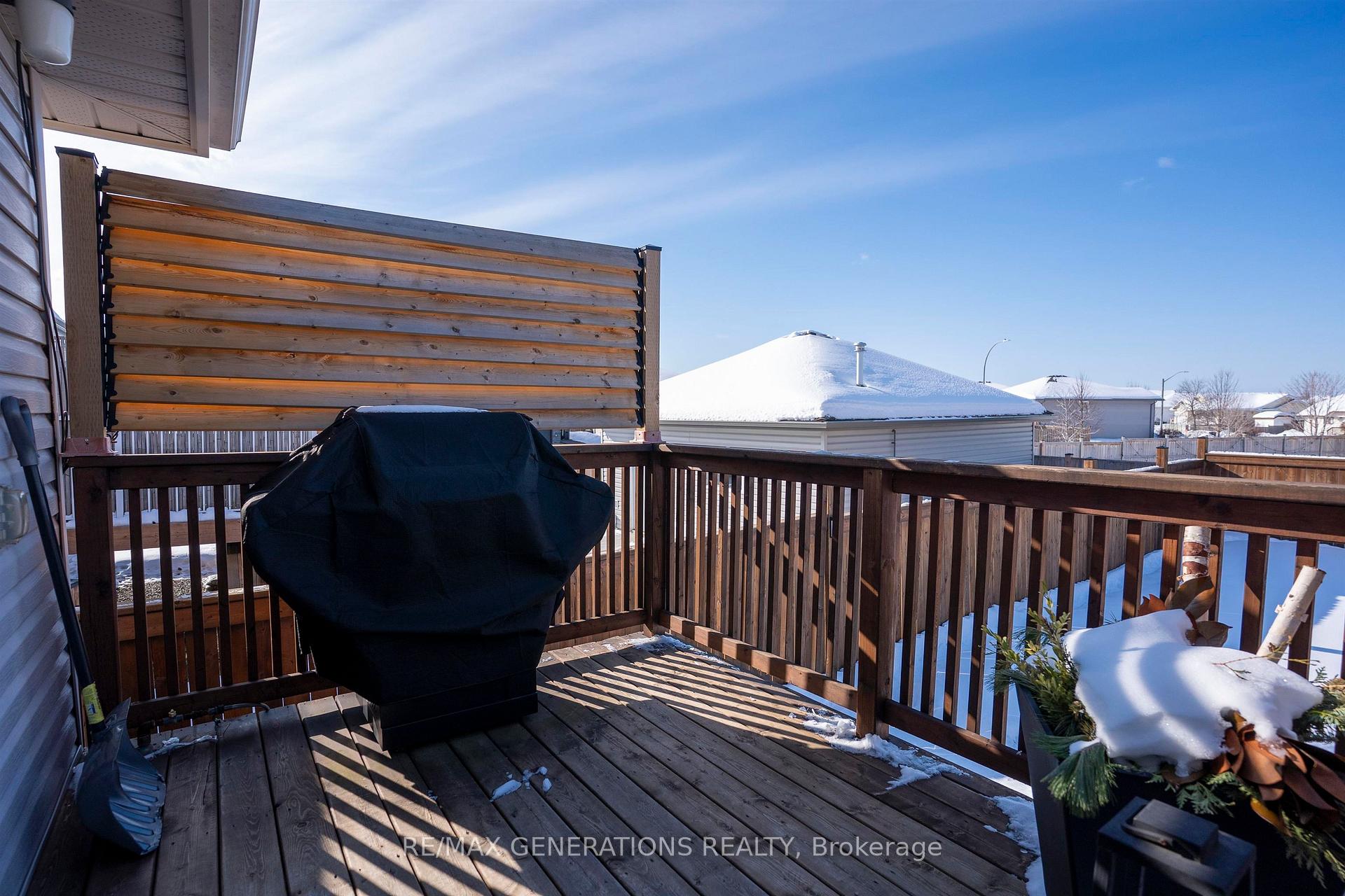 Photo 43 of 203 Cougar Crescent, Thunder Bay, Parkdale — HOMEH