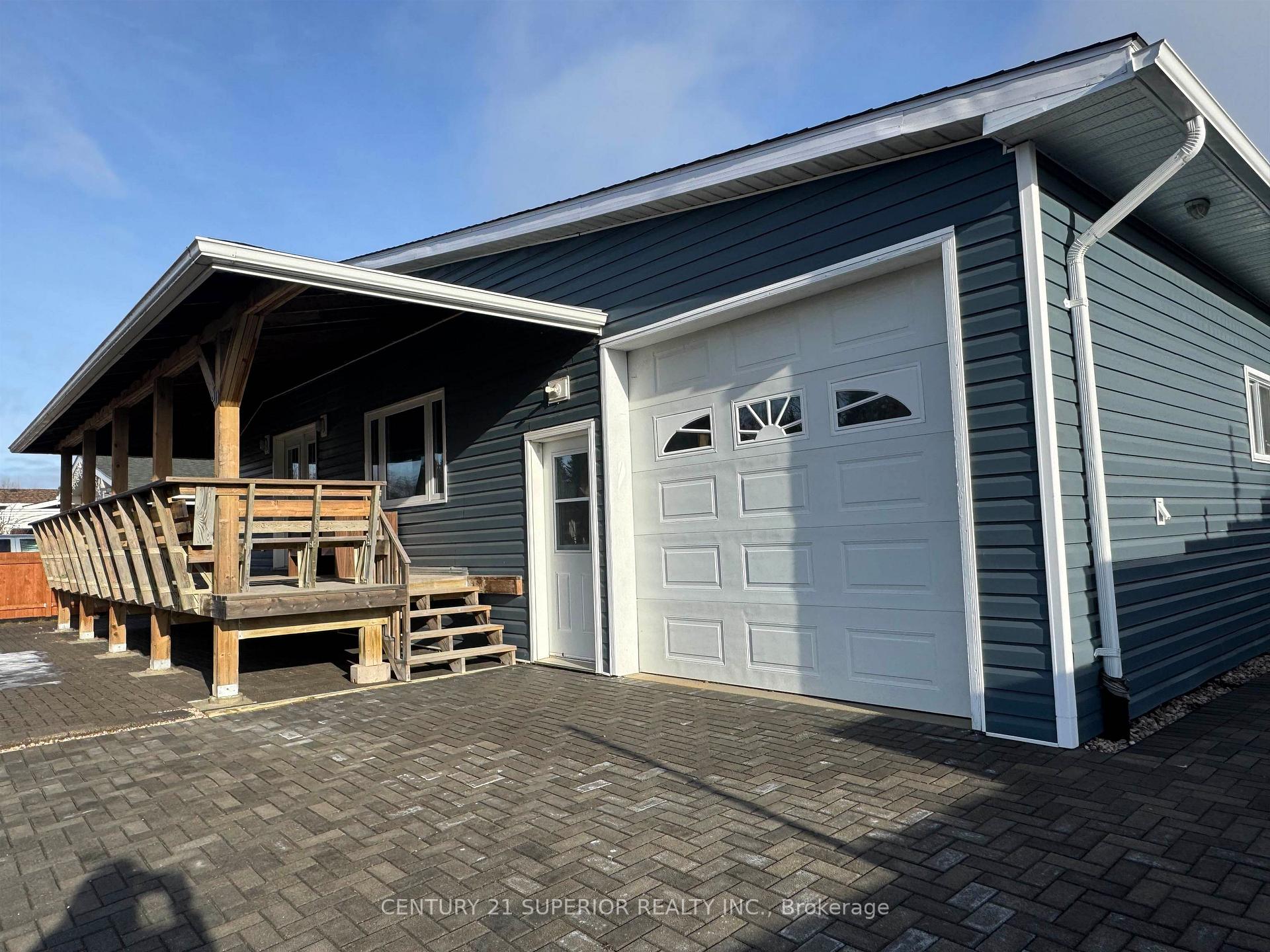 Photo 3 of 30 Aspendale Drive W, Marathon — HOMEH