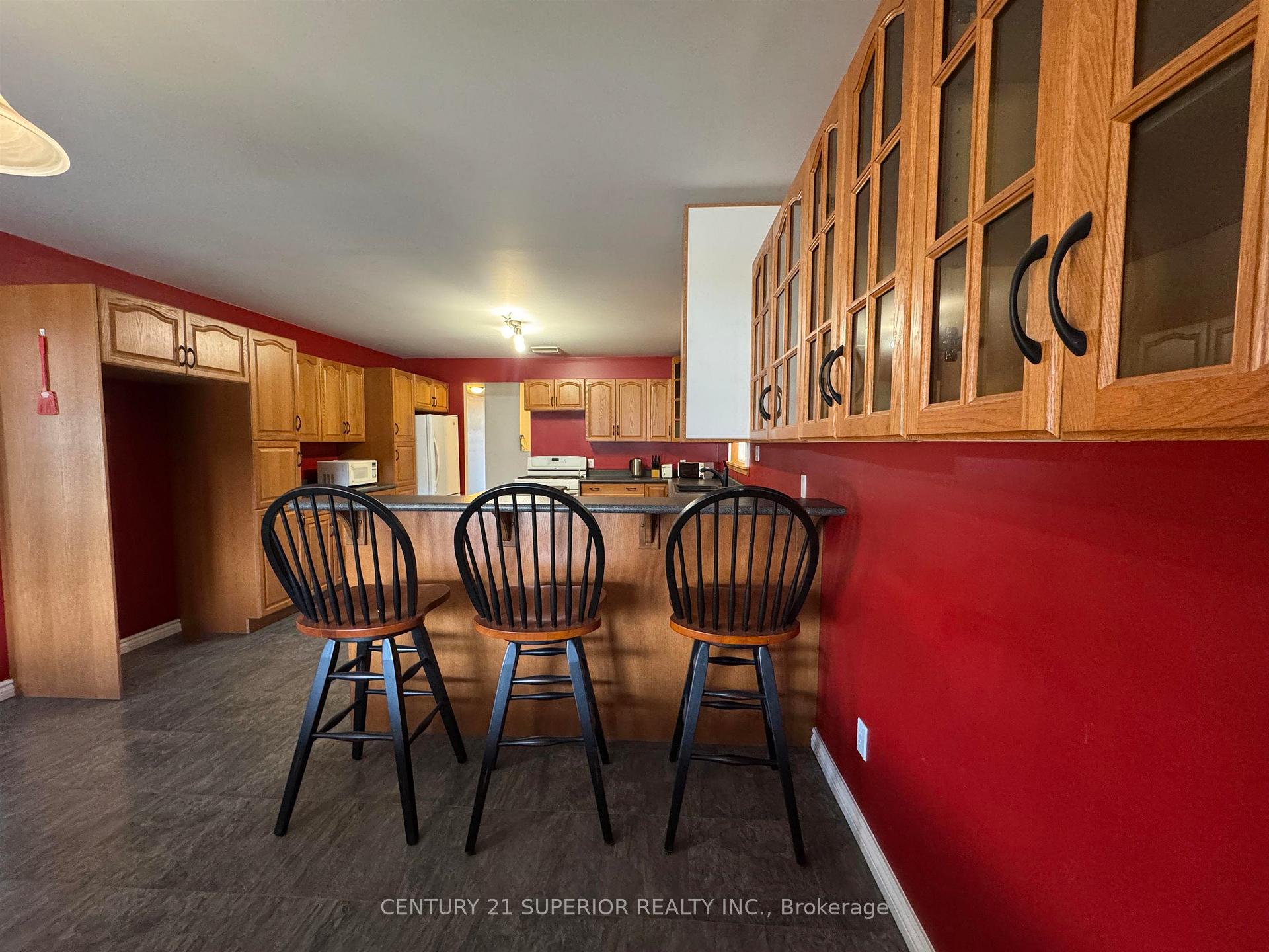 Photo 11 of 30 Aspendale Drive W, Marathon — HOMEH