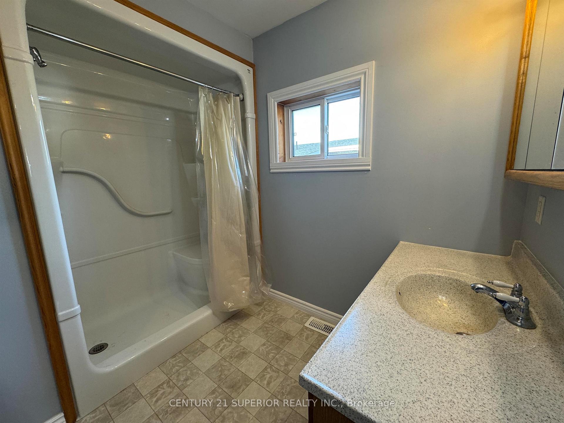 Photo 22 of 30 Aspendale Drive W, Marathon — HOMEH