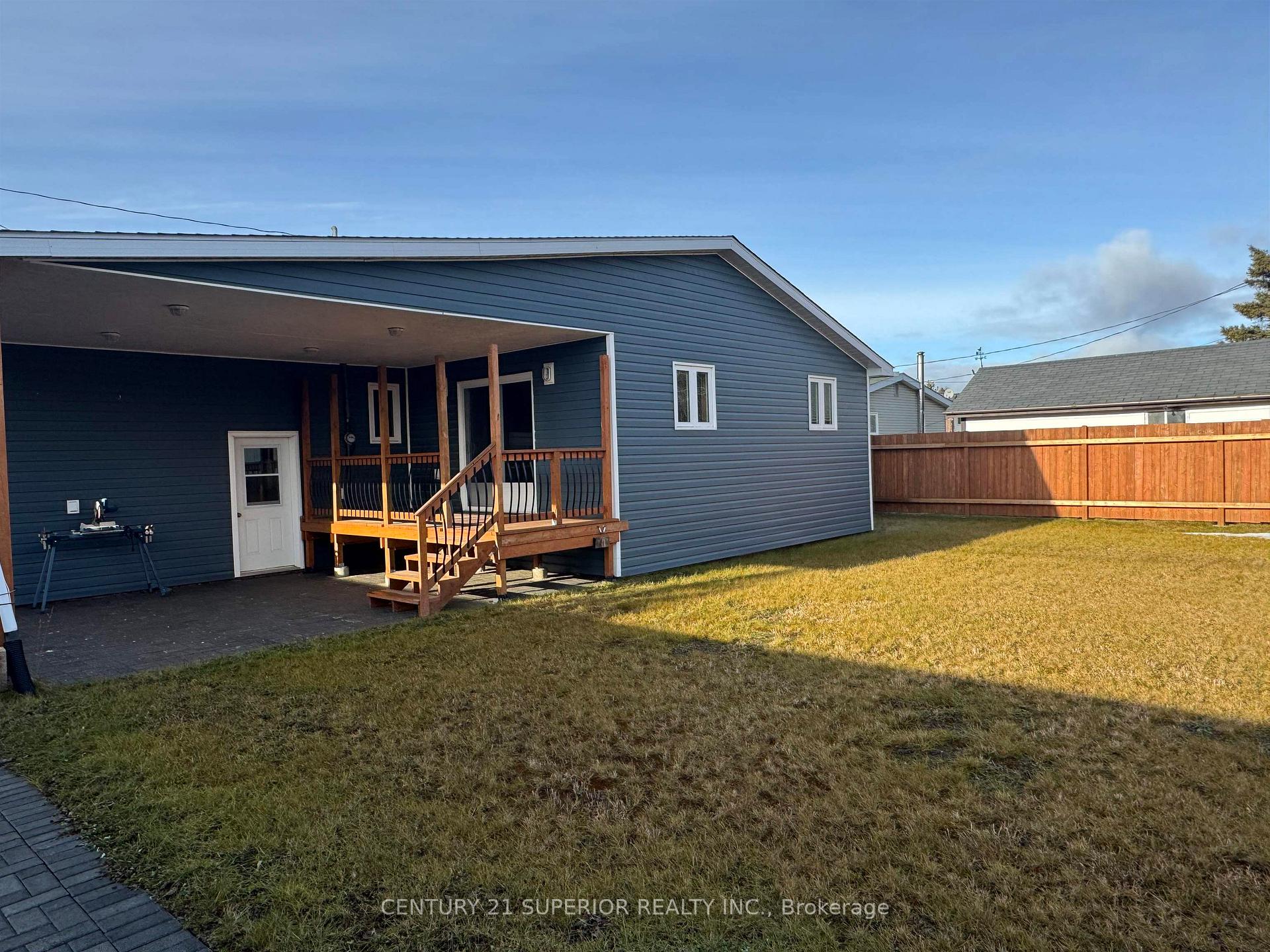 Photo 41 of 30 Aspendale Drive W, Marathon — HOMEH
