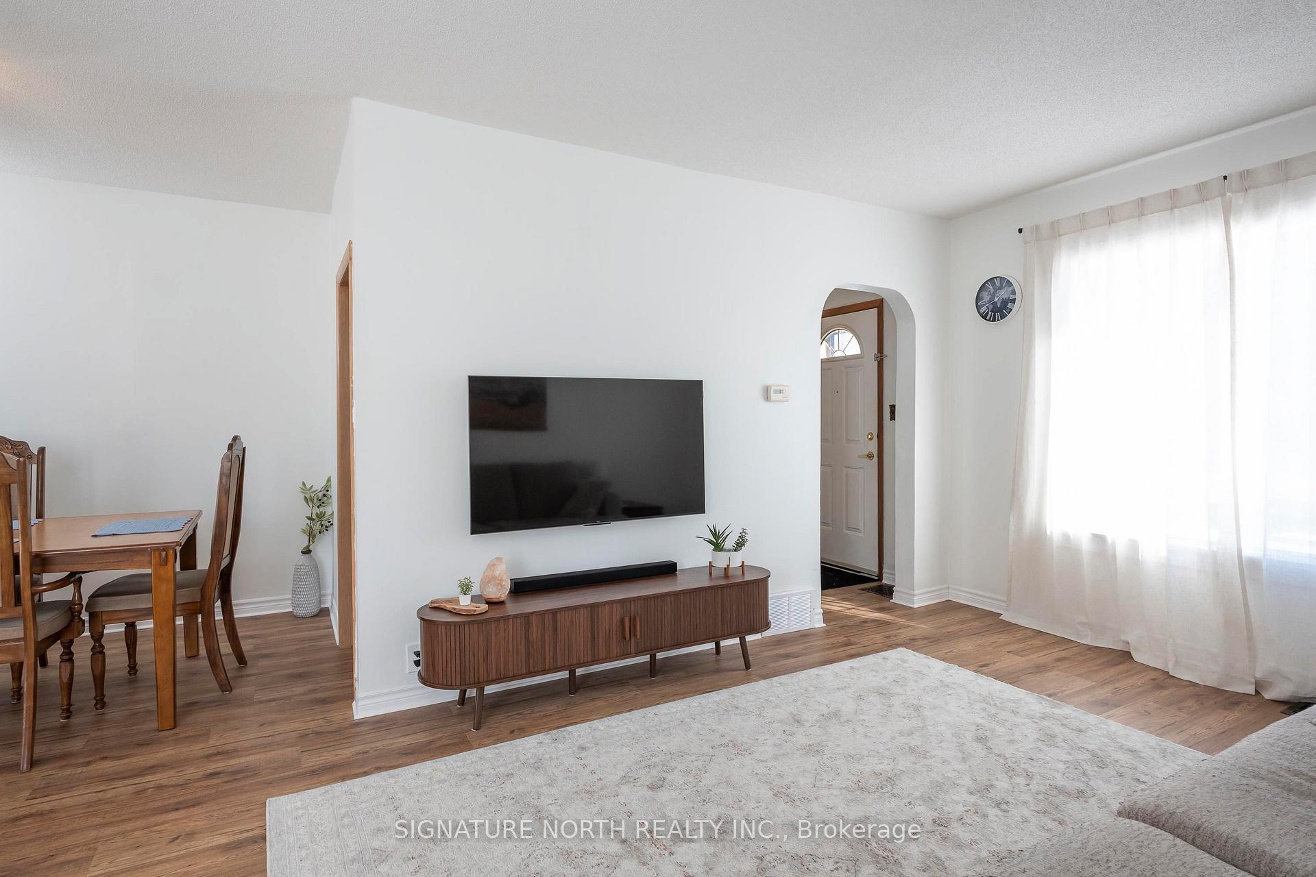 Photo 9 of 12 Stokes Street, Thunder Bay, College Heights — HOMEH