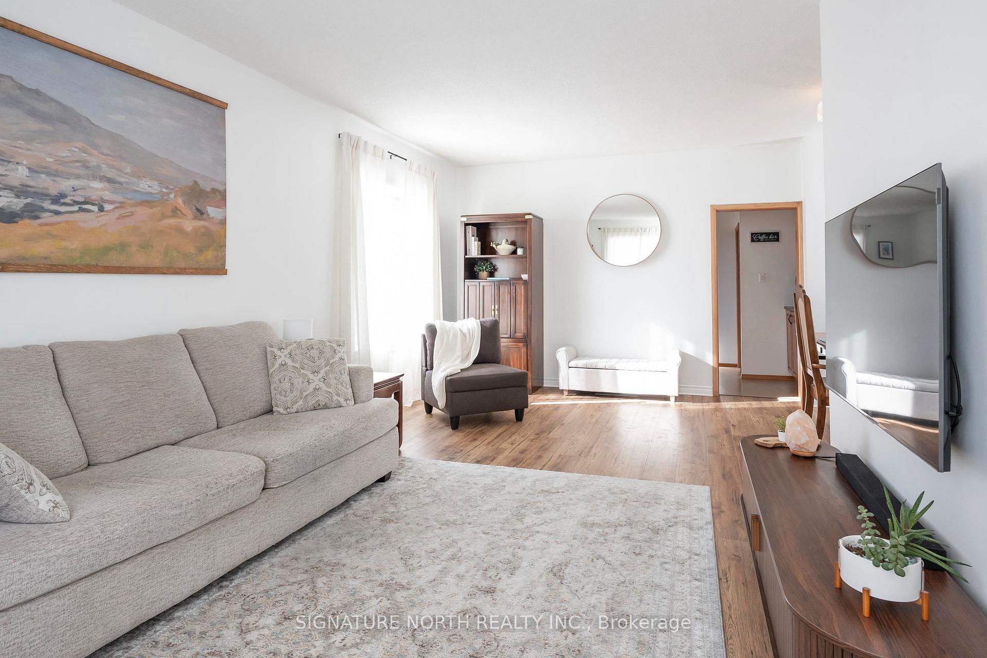 Photo 10 of 12 Stokes Street, Thunder Bay, College Heights — HOMEH