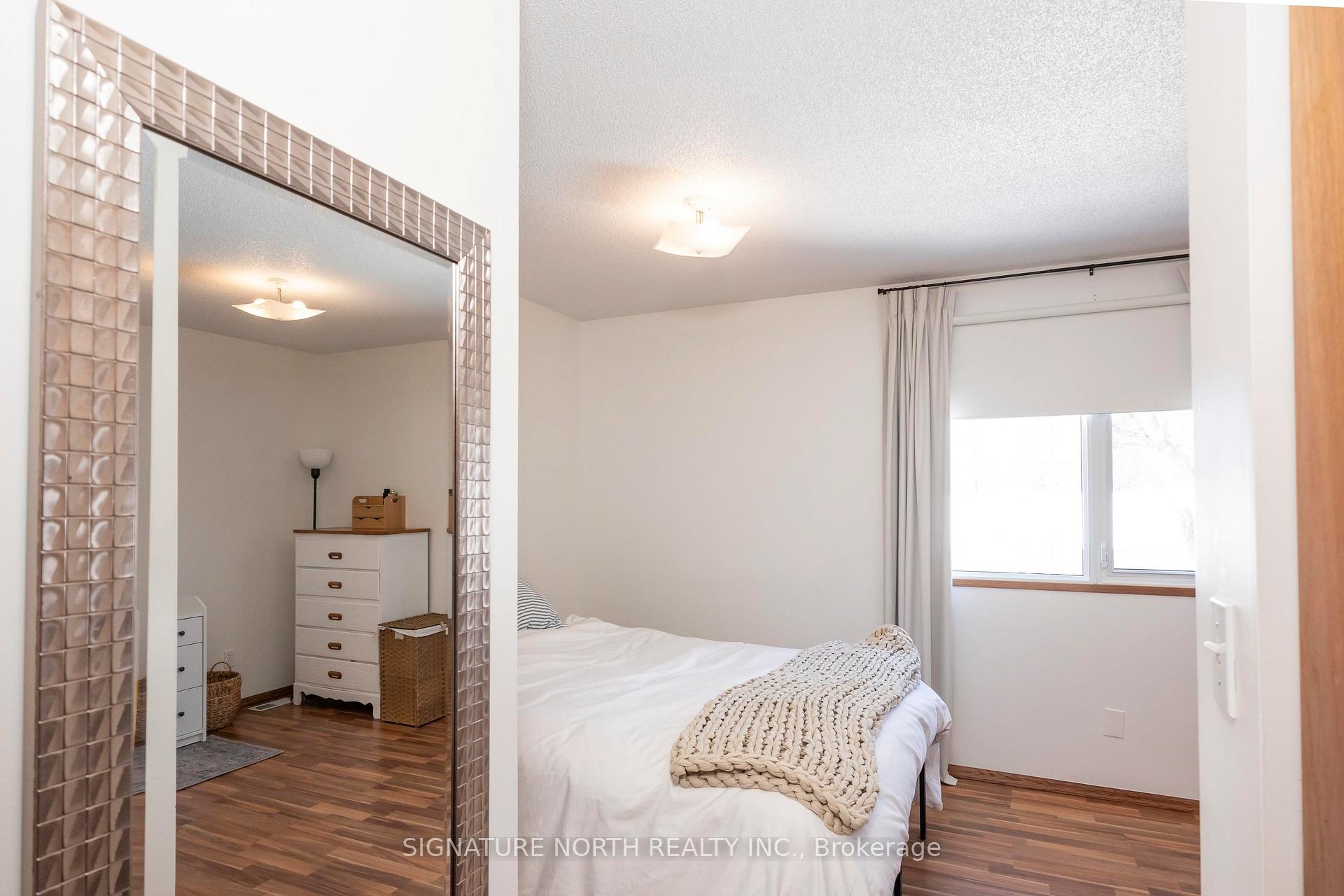 Photo 25 of 12 Stokes Street, Thunder Bay, College Heights — HOMEH