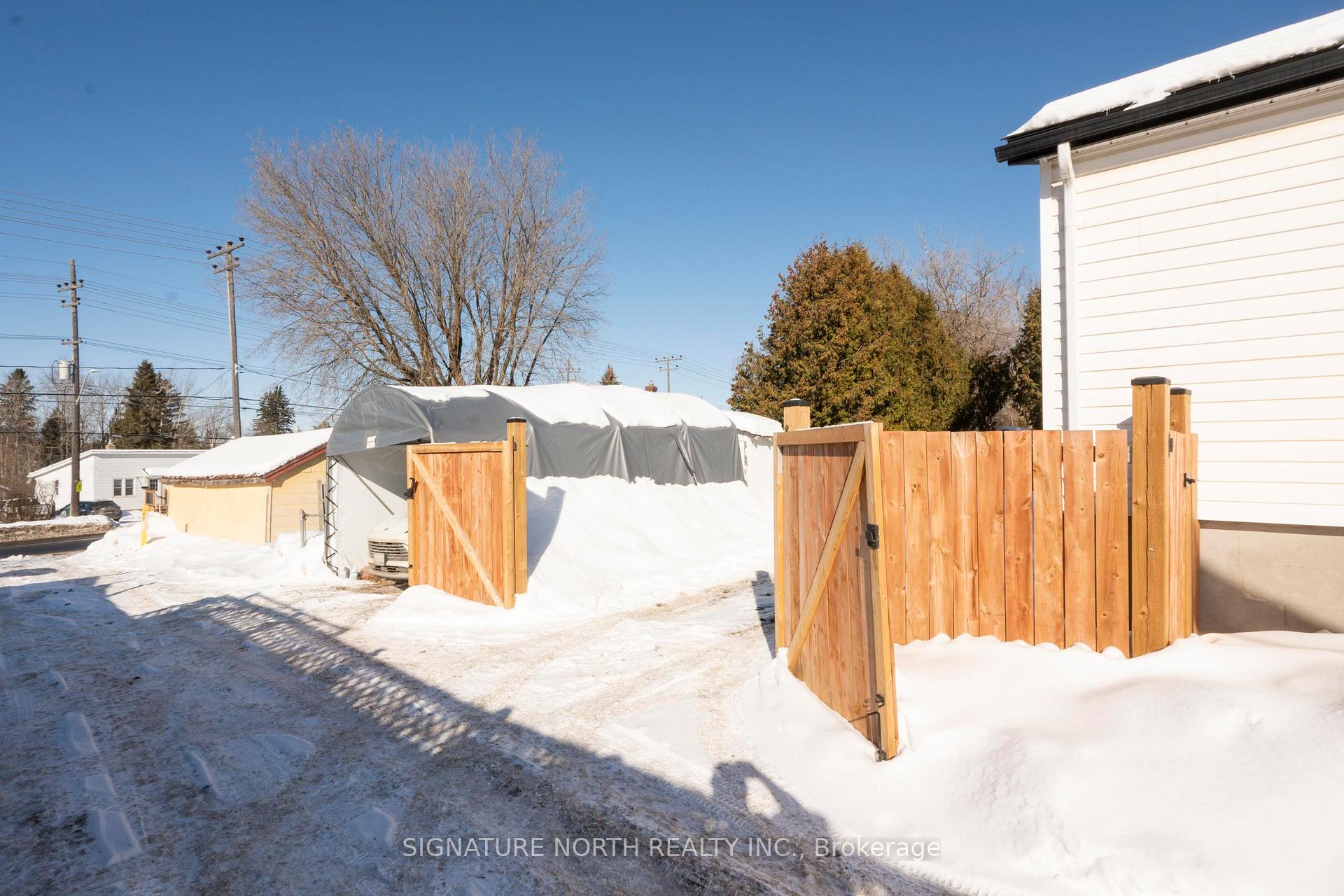 Photo 48 of 12 Stokes Street, Thunder Bay, College Heights — HOMEH