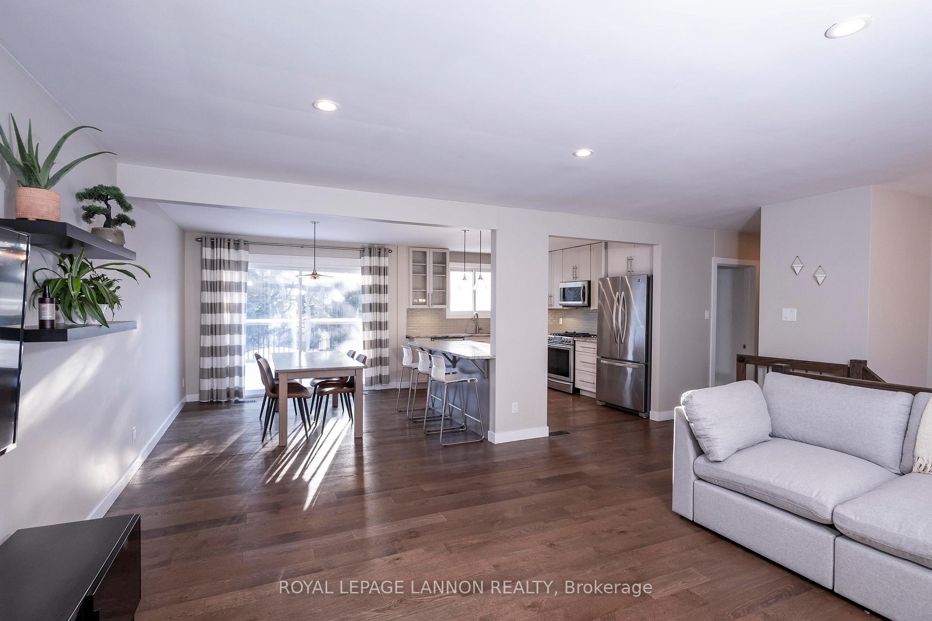 Photo 7 of 131 Blanchard Street, Thunder Bay, Grandview — HOMEH