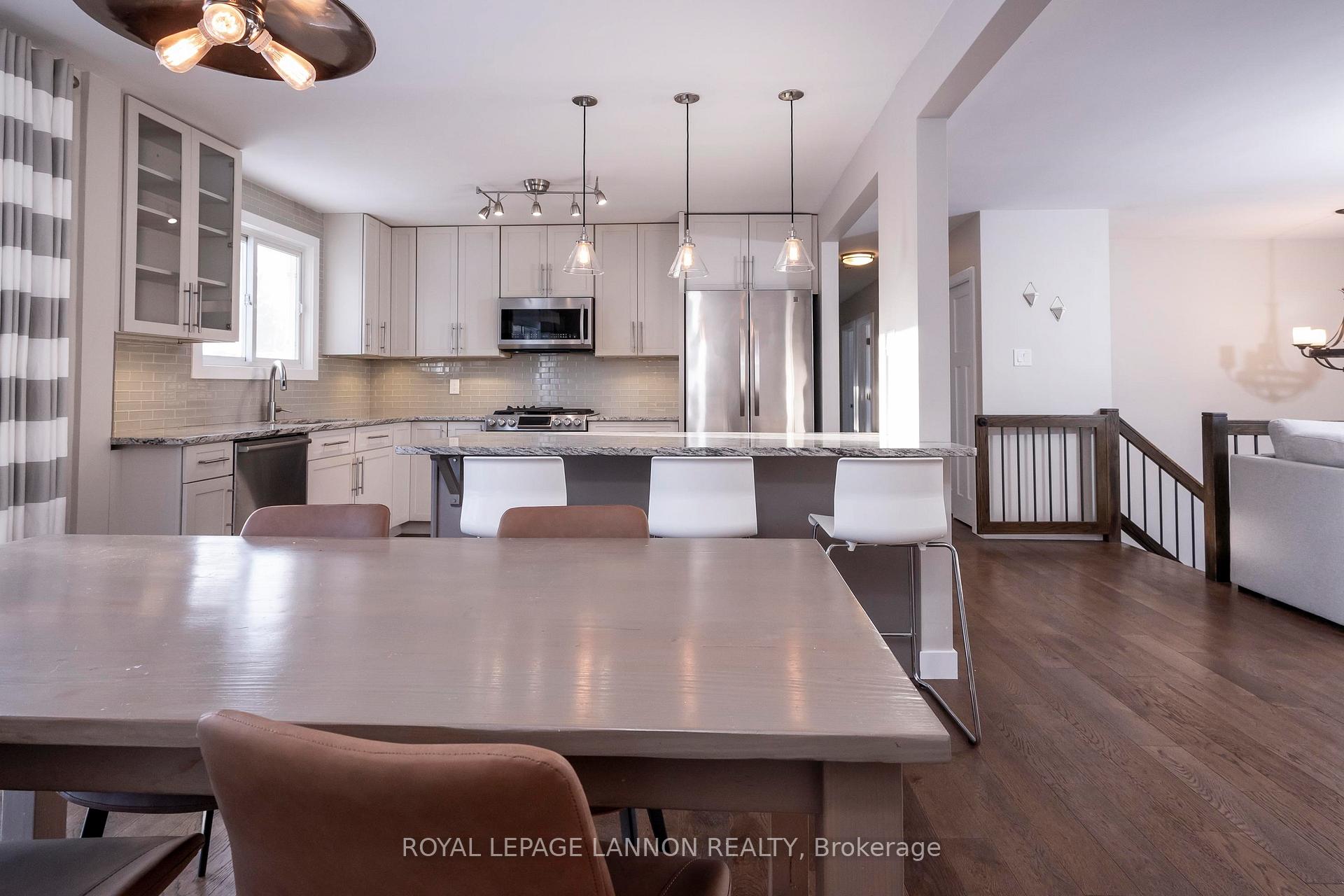 Photo 10 of 131 Blanchard Street, Thunder Bay, Grandview — HOMEH