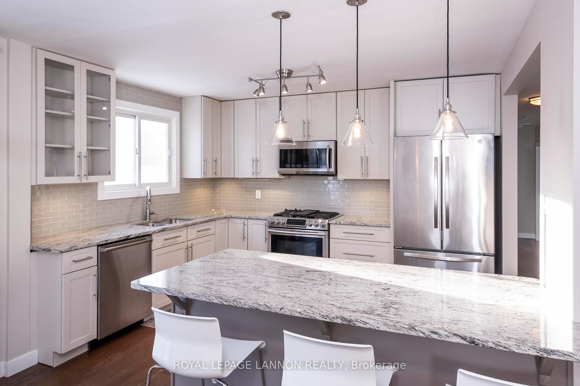 Photo 11 of 131 Blanchard Street, Thunder Bay, Grandview — HOMEH
