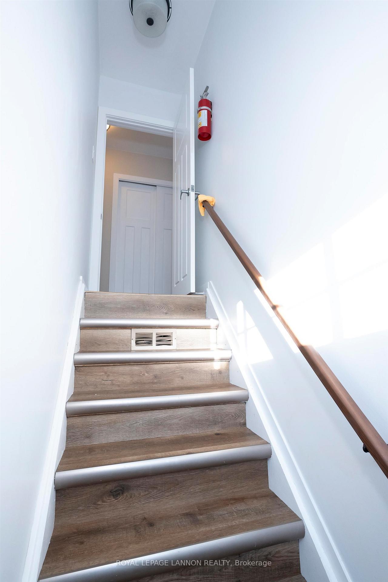 Photo 34 of 131 Blanchard Street, Thunder Bay, Grandview — HOMEH