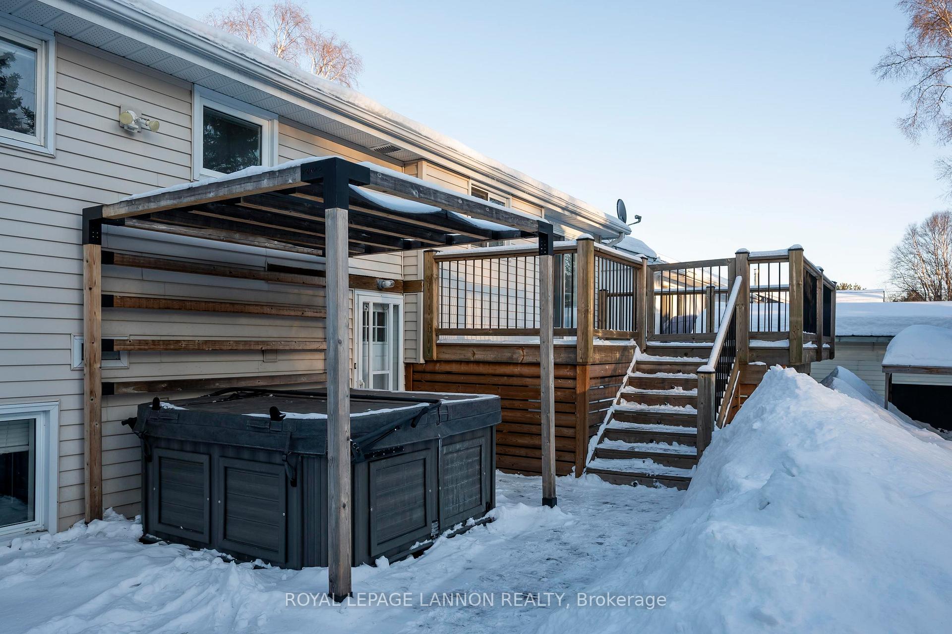 Photo 45 of 131 Blanchard Street, Thunder Bay, Grandview — HOMEH