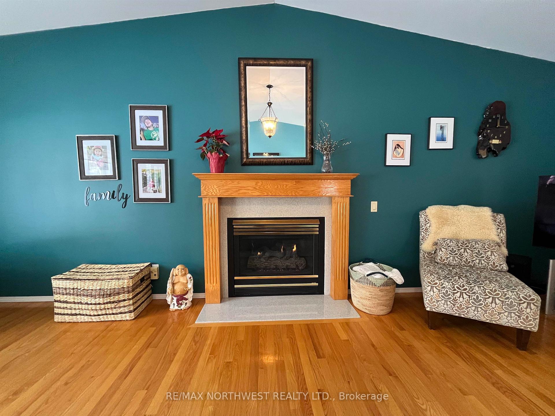 Photo 14 of 7 Gerald Street, Kenora, Evergreen — HOMEH