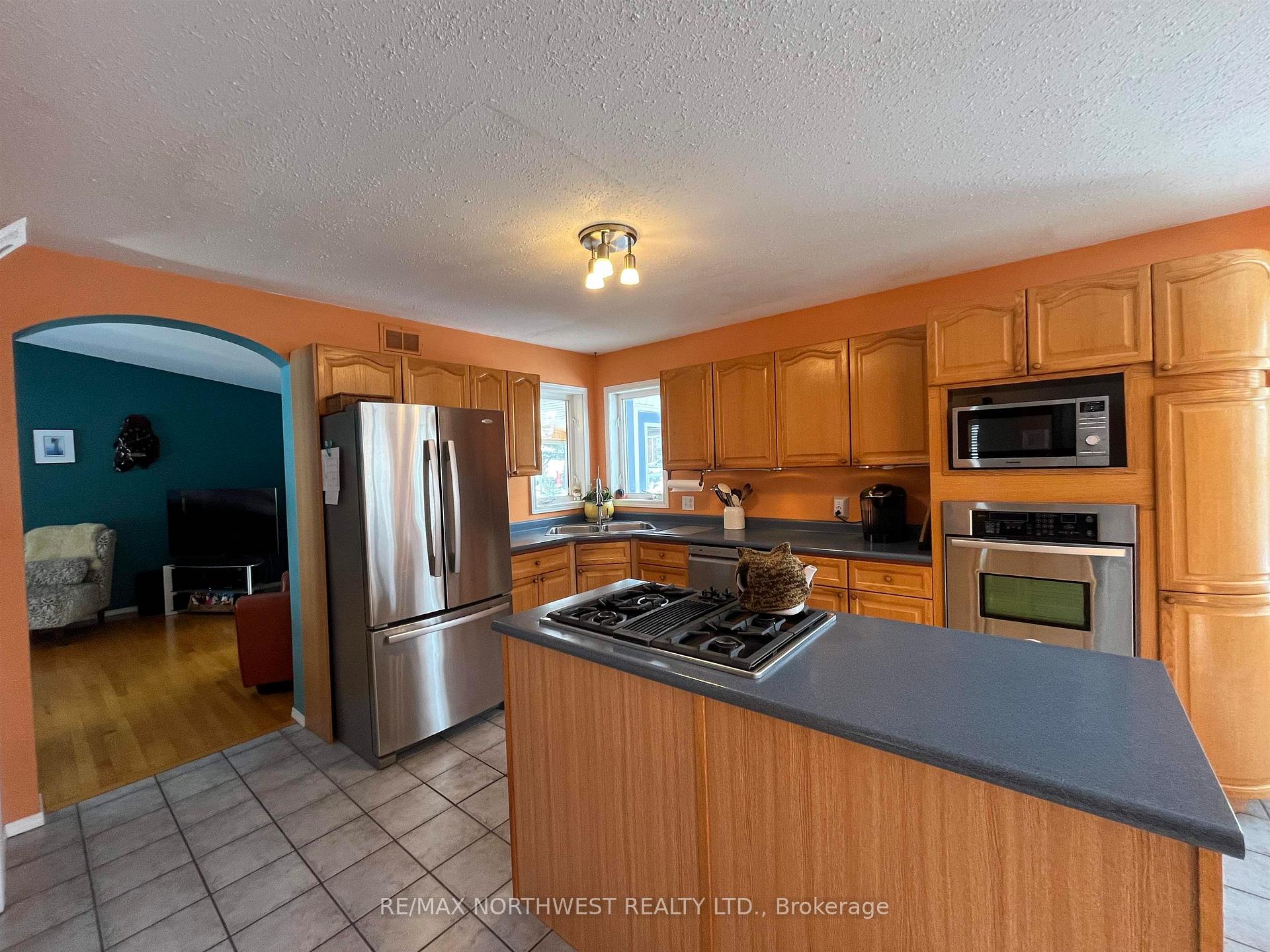 Photo 17 of 7 Gerald Street, Kenora, Evergreen — HOMEH