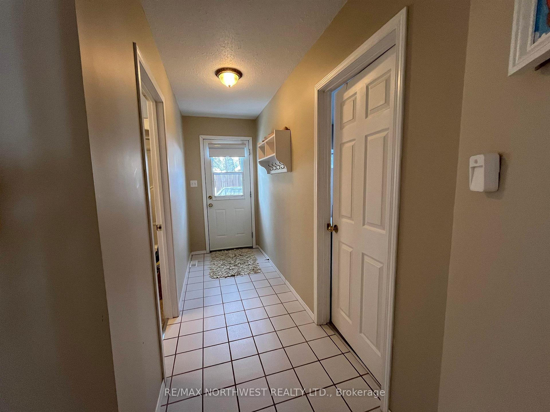 Photo 25 of 7 Gerald Street, Kenora, Evergreen — HOMEH
