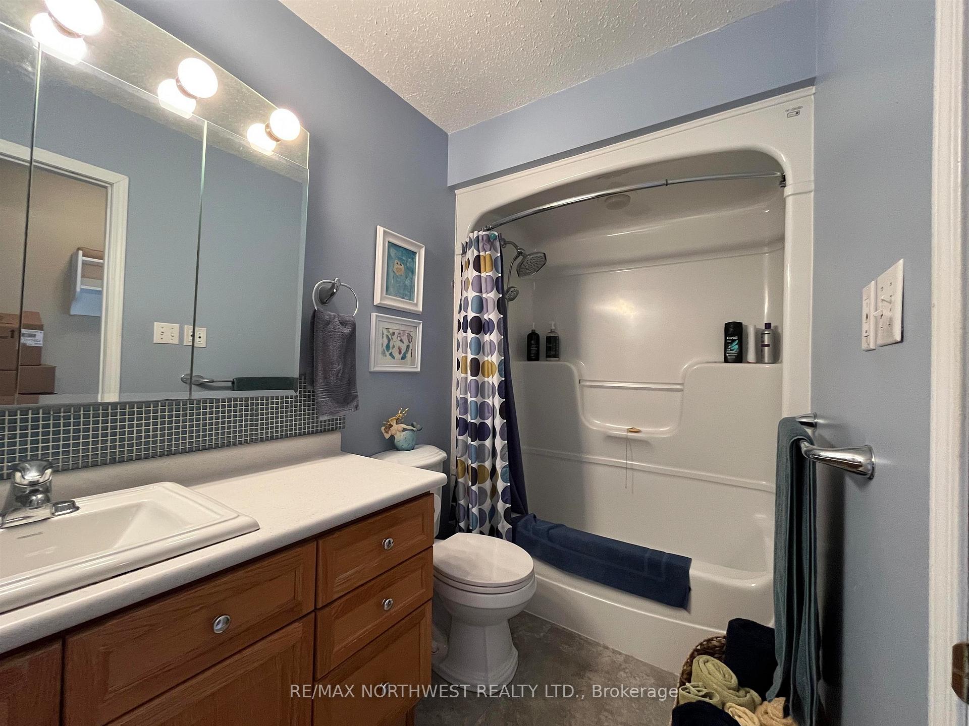 Photo 28 of 7 Gerald Street, Kenora, Evergreen — HOMEH