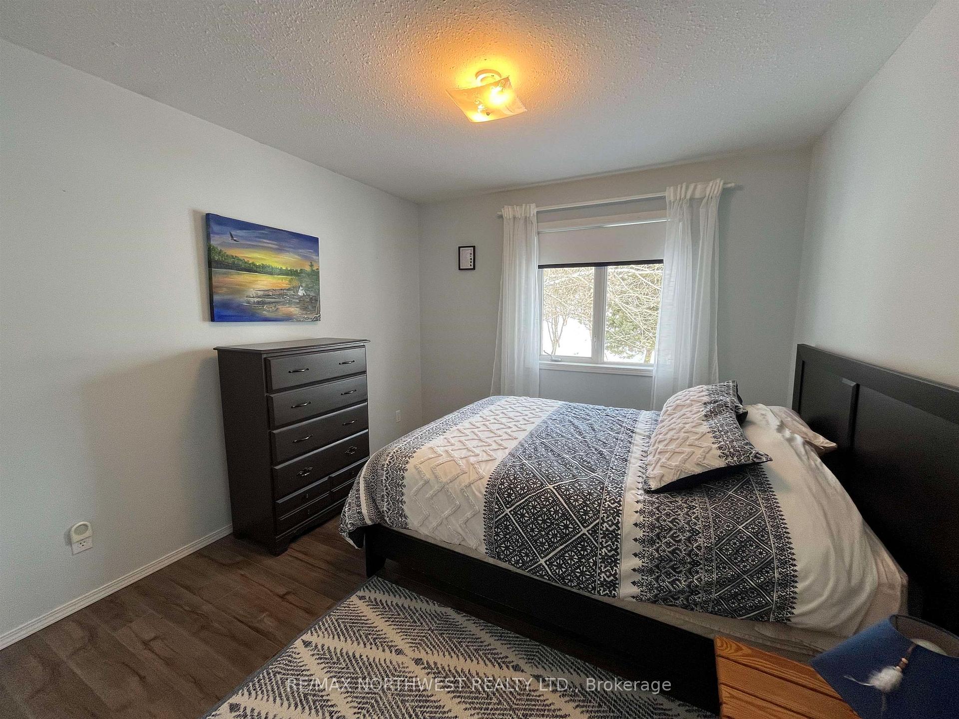 Photo 33 of 7 Gerald Street, Kenora, Evergreen — HOMEH