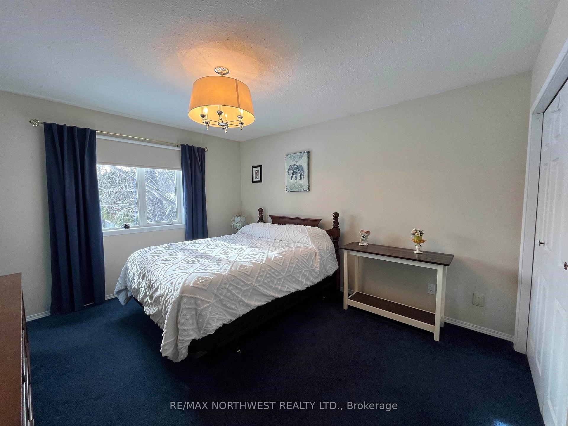 Photo 35 of 7 Gerald Street, Kenora, Evergreen — HOMEH