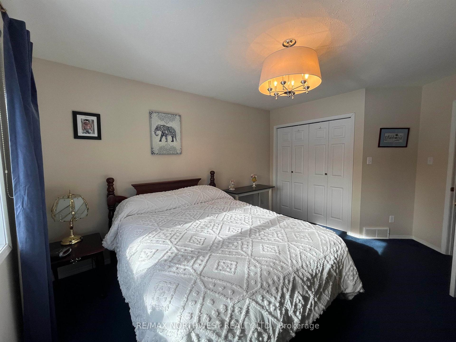 Photo 36 of 7 Gerald Street, Kenora, Evergreen — HOMEH