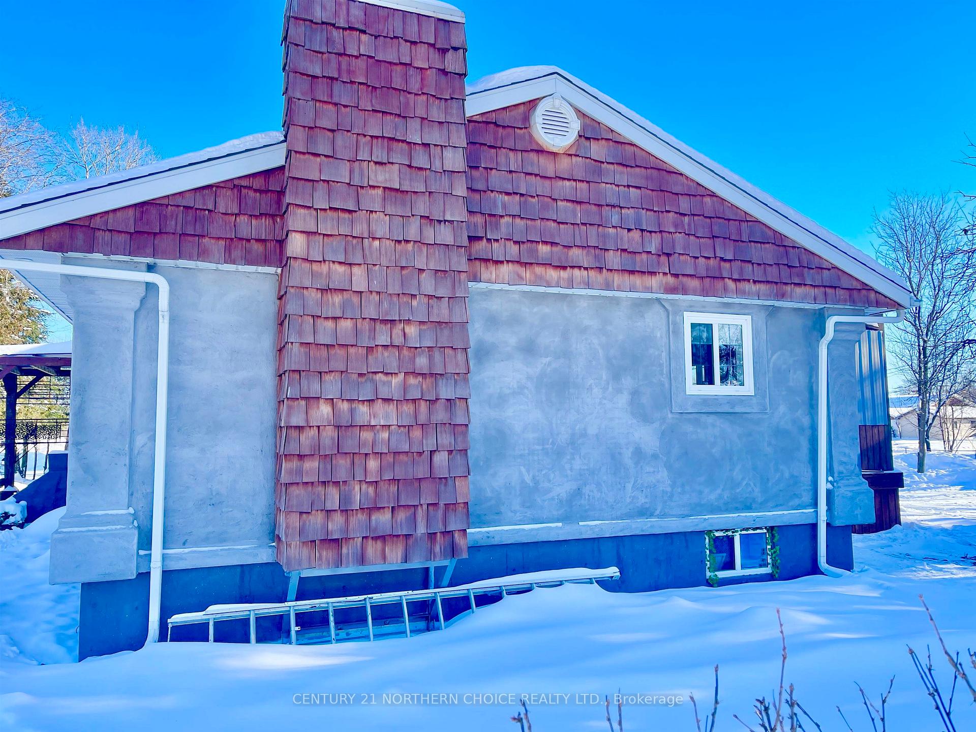 Photo 38 of 250 Arthur Street, Dryden, Milestone — HOMEH