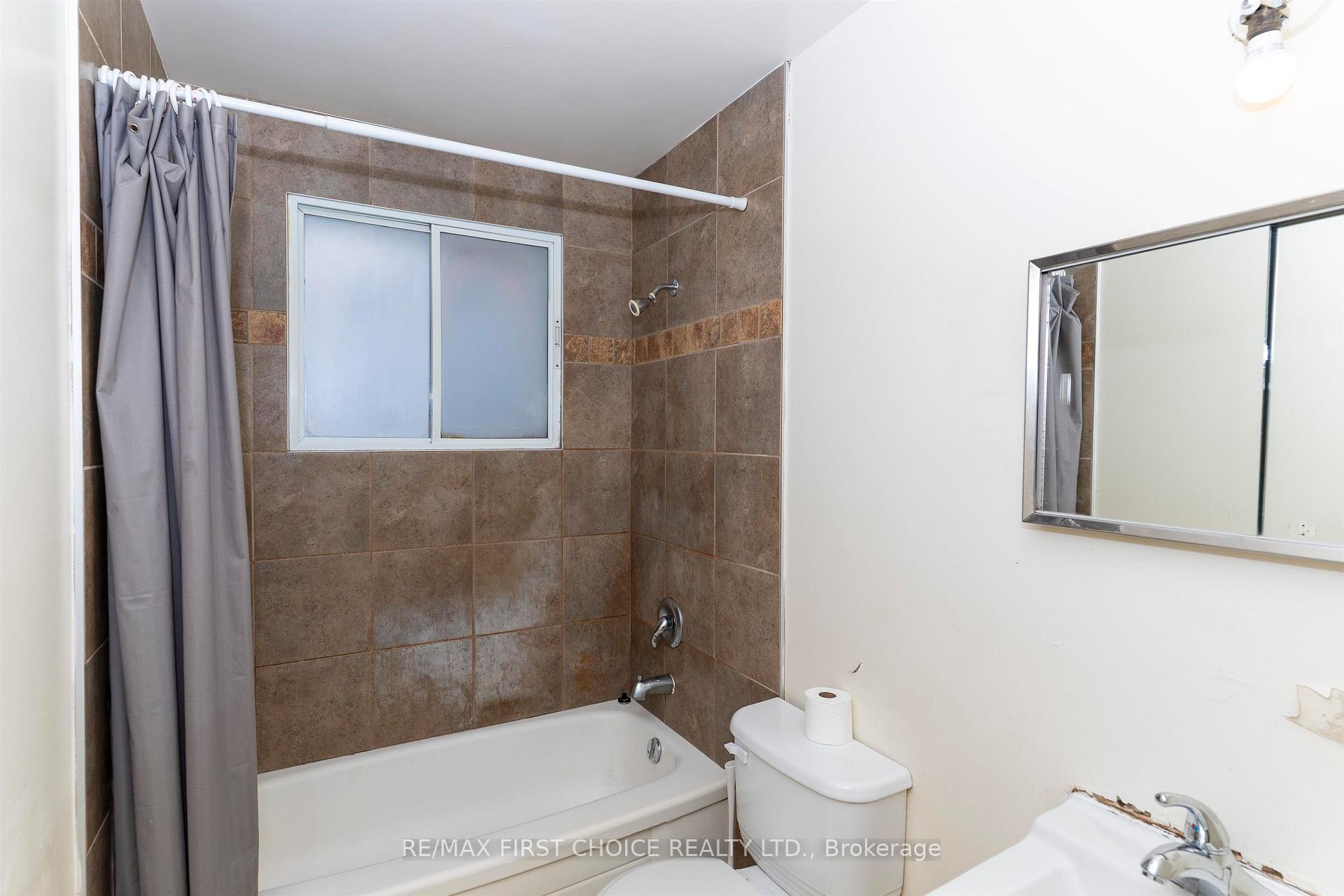 Photo 12 of 515 McGill Crescent, Thunder Bay, Northwood Park — HOMEH