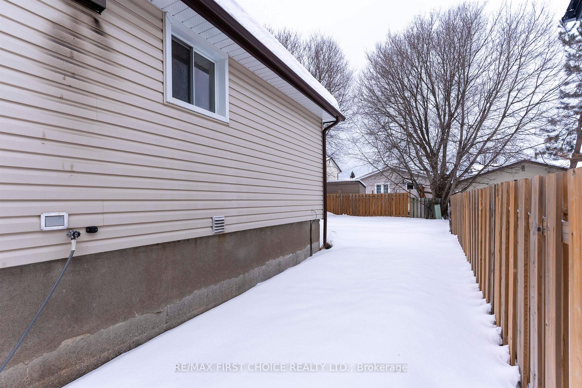 Photo 22 of 515 McGill Crescent, Thunder Bay, Northwood Park — HOMEH