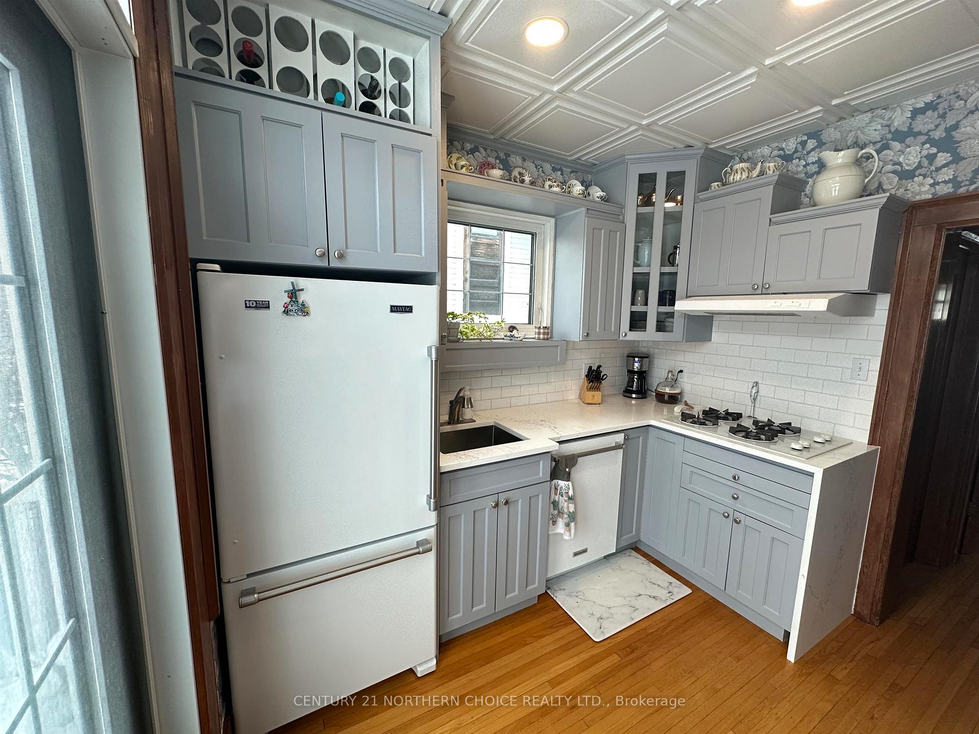 Photo 2 of 219 Sixth Avenue S, Kenora, Central — HOMEH