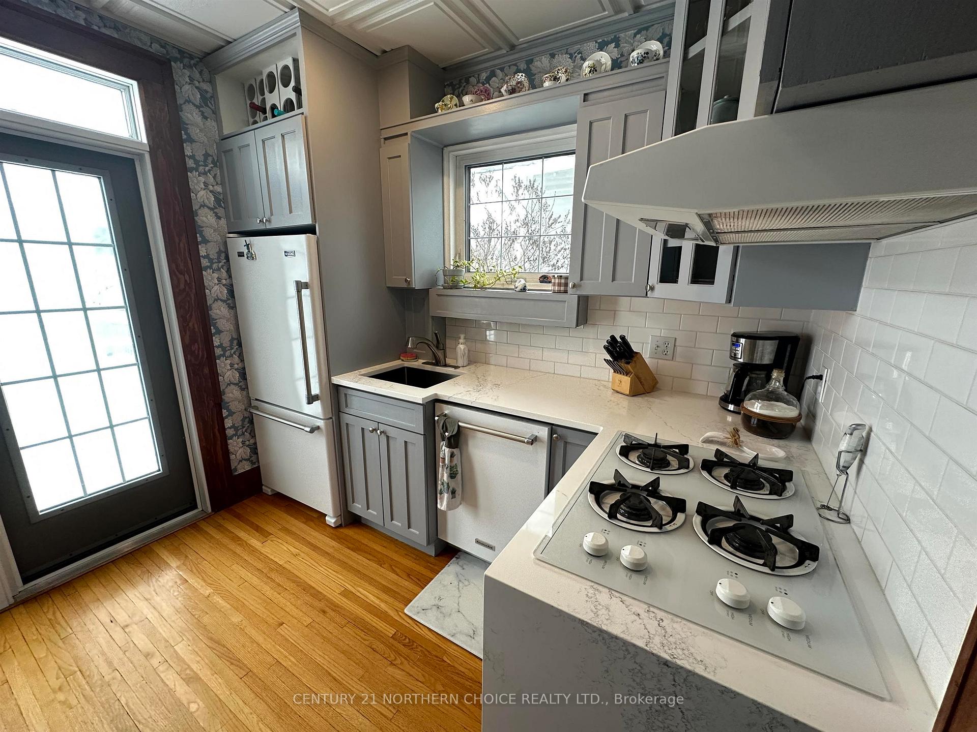 Photo 14 of 219 Sixth Avenue S, Kenora, Central — HOMEH