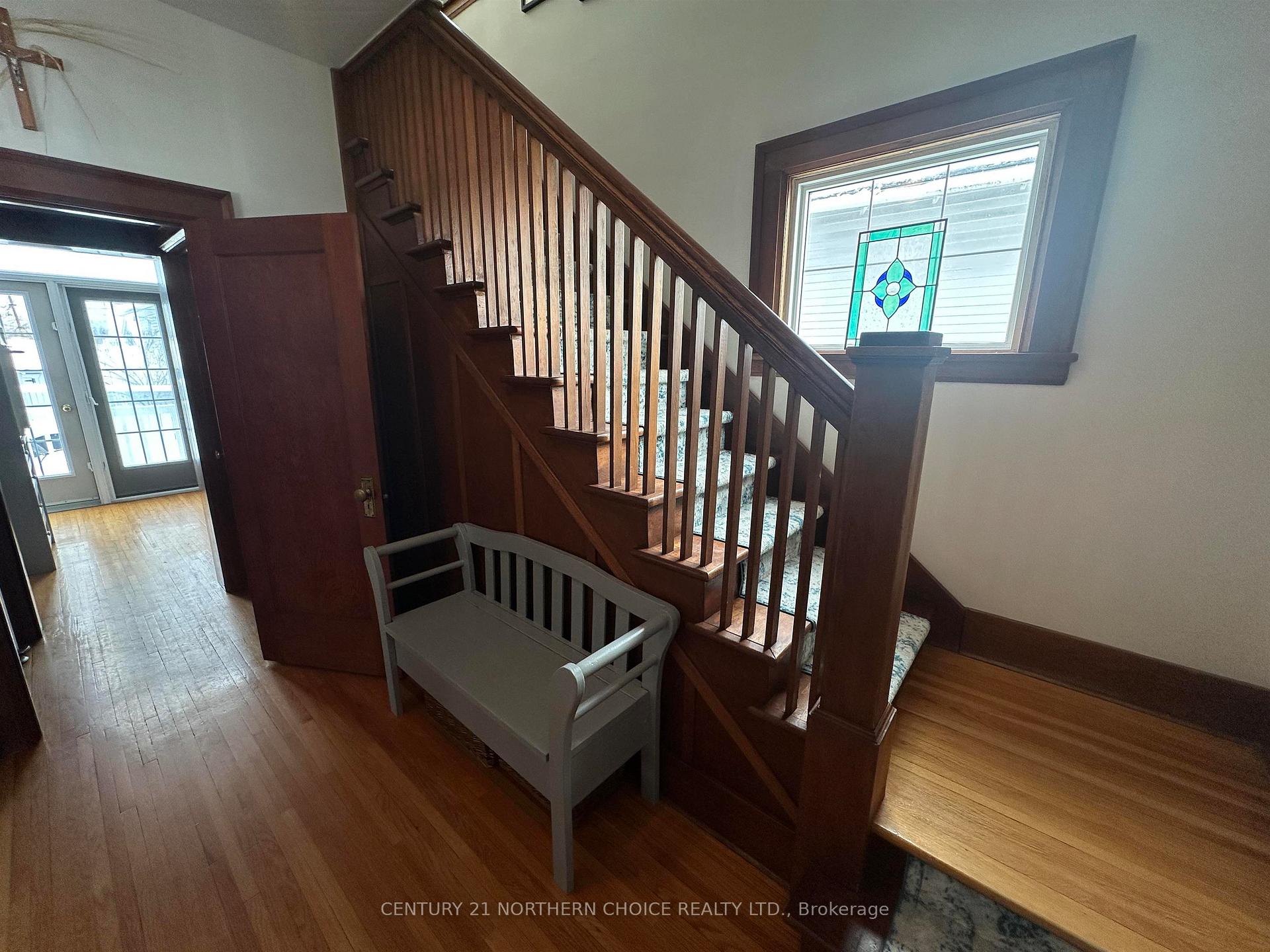 Photo 18 of 219 Sixth Avenue S, Kenora, Central — HOMEH
