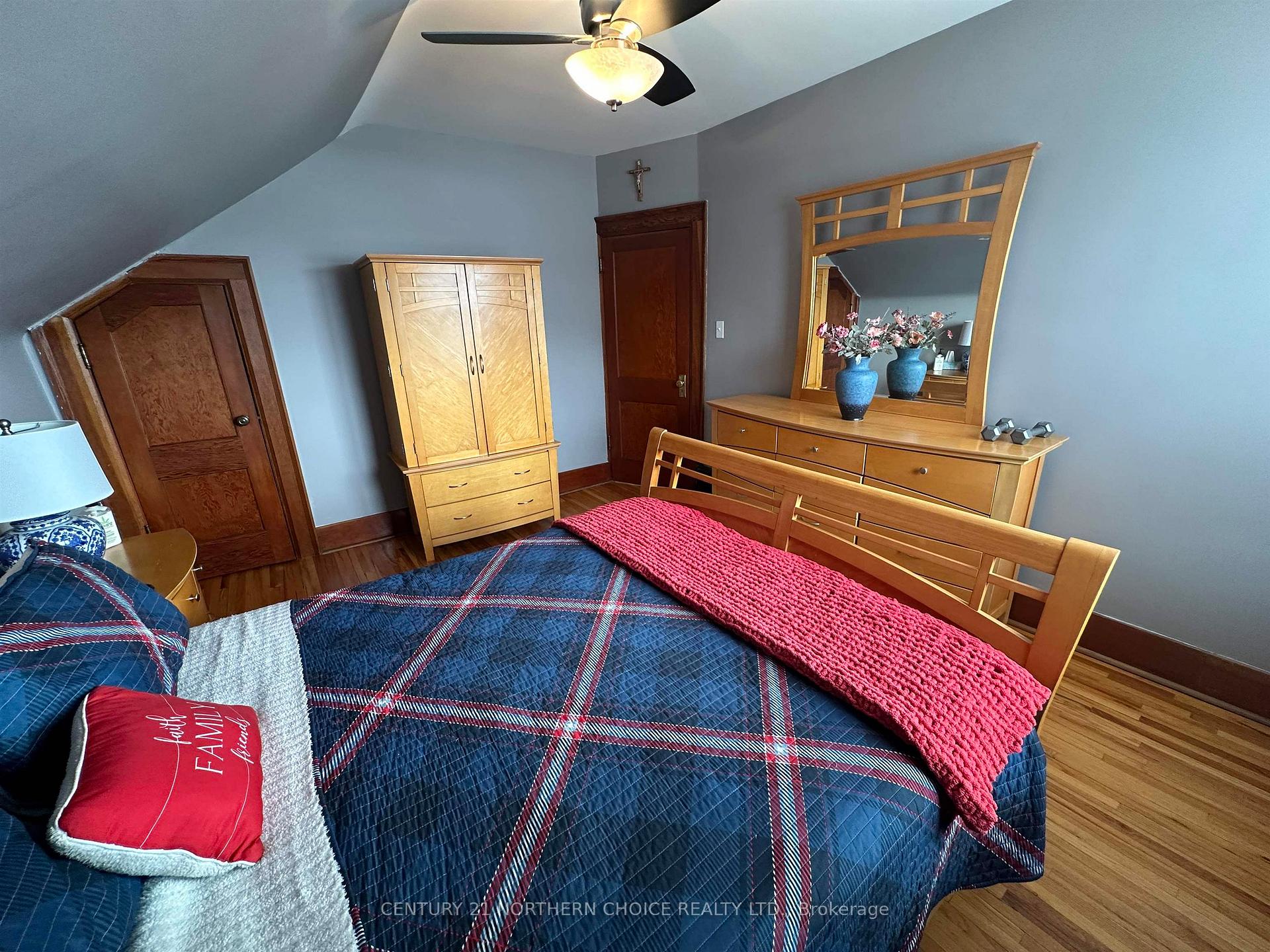 Photo 21 of 219 Sixth Avenue S, Kenora, Central — HOMEH