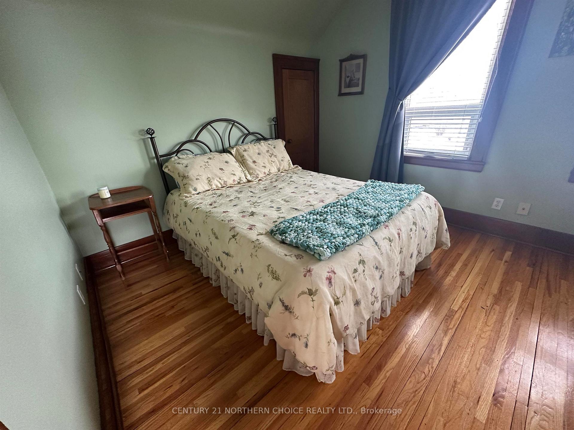 Photo 22 of 219 Sixth Avenue S, Kenora, Central — HOMEH