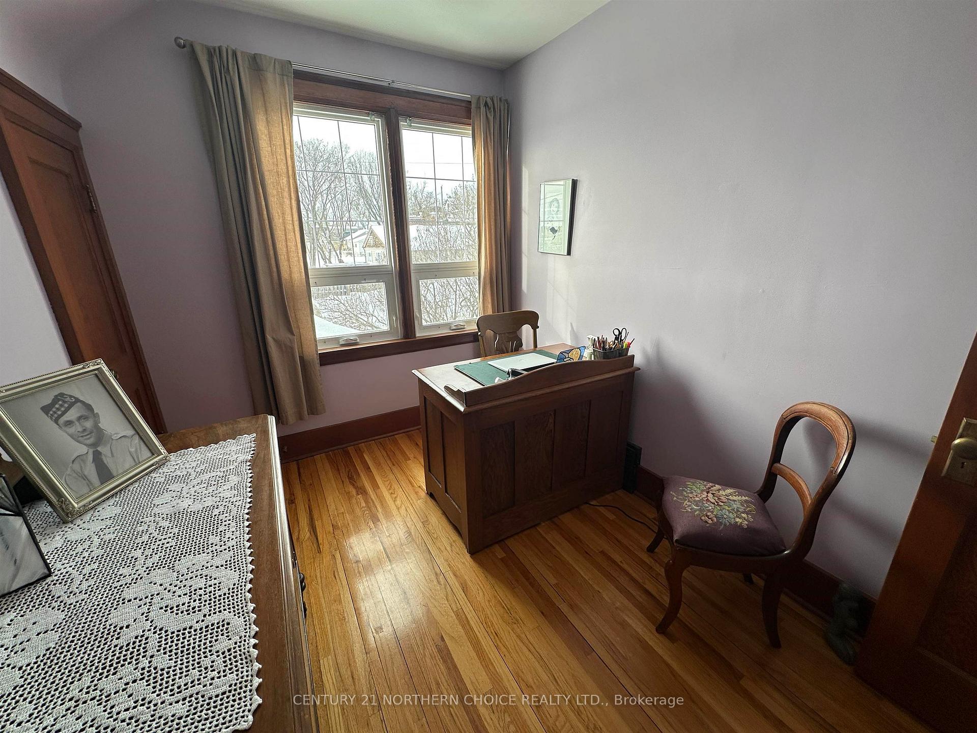 Photo 23 of 219 Sixth Avenue S, Kenora, Central — HOMEH