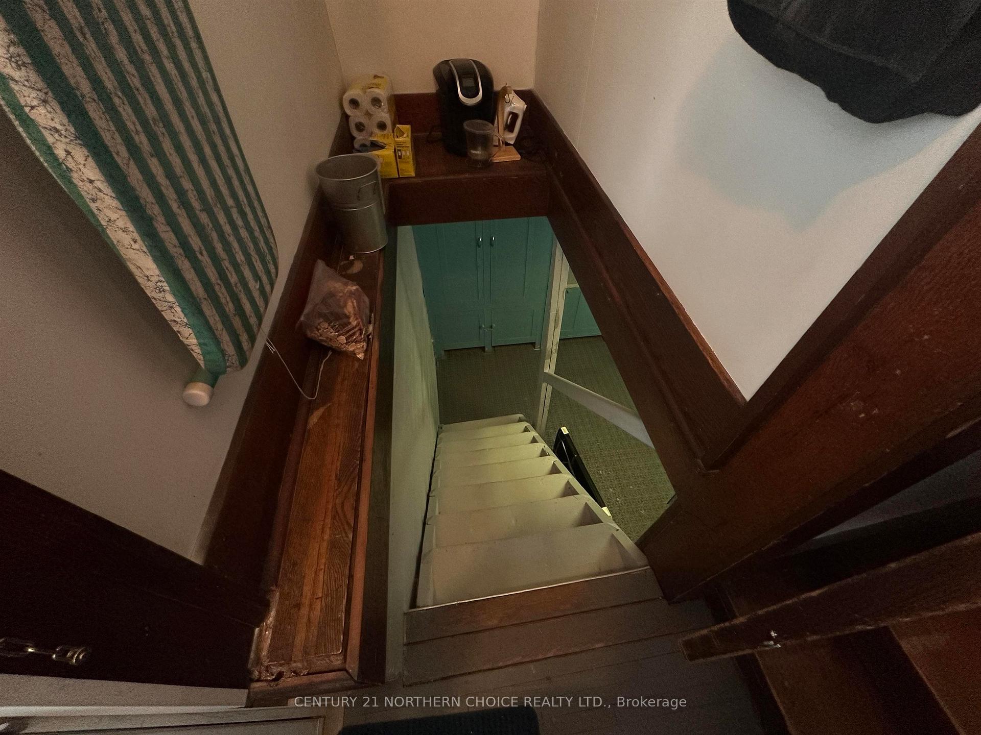 Photo 25 of 219 Sixth Avenue S, Kenora, Central — HOMEH