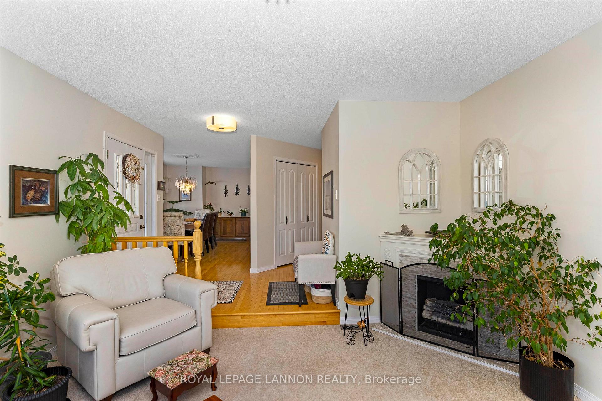 Photo 8 of 281 Caribou Crescent, Thunder Bay, Parkdale — HOMEH
