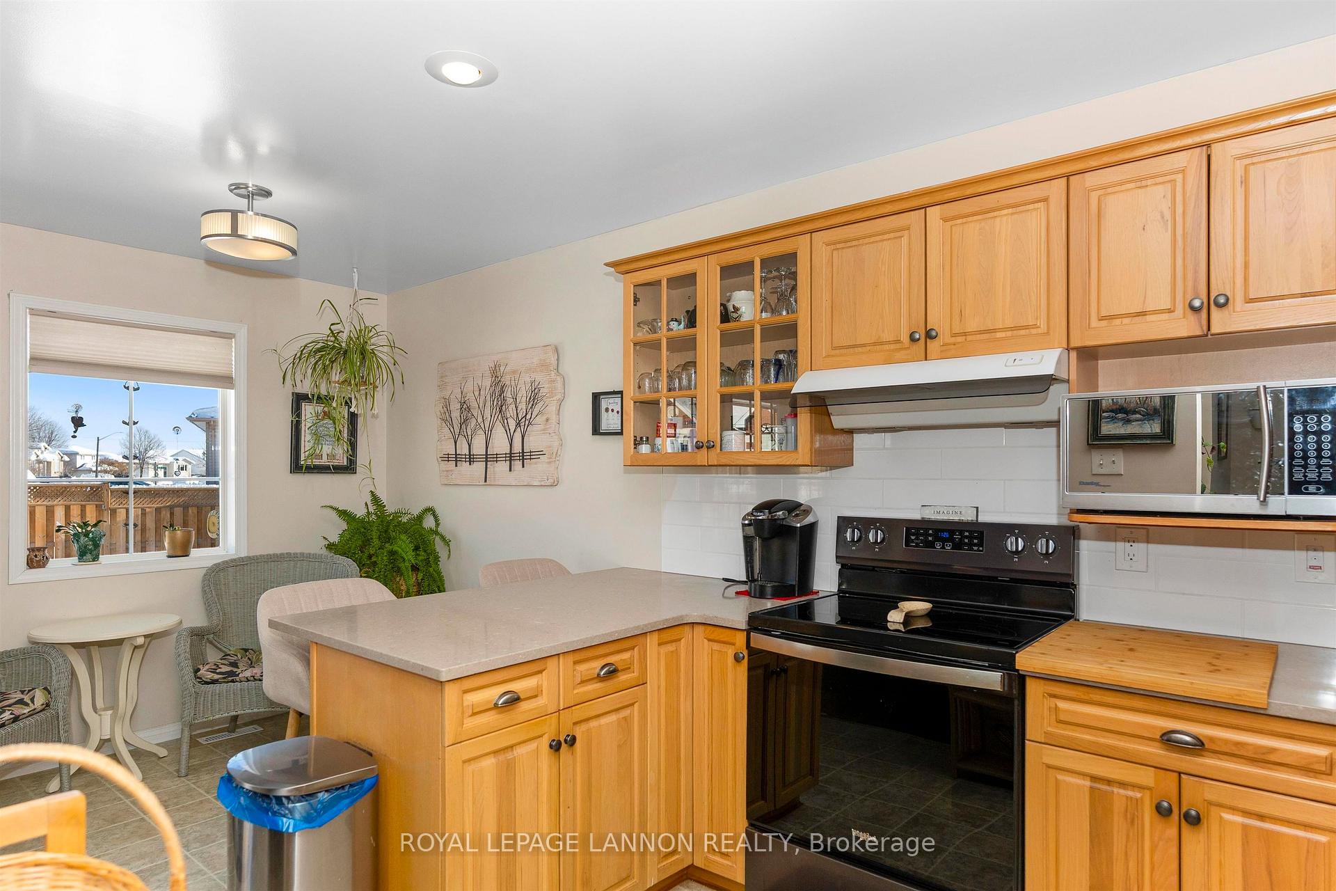Photo 14 of 281 Caribou Crescent, Thunder Bay, Parkdale — HOMEH