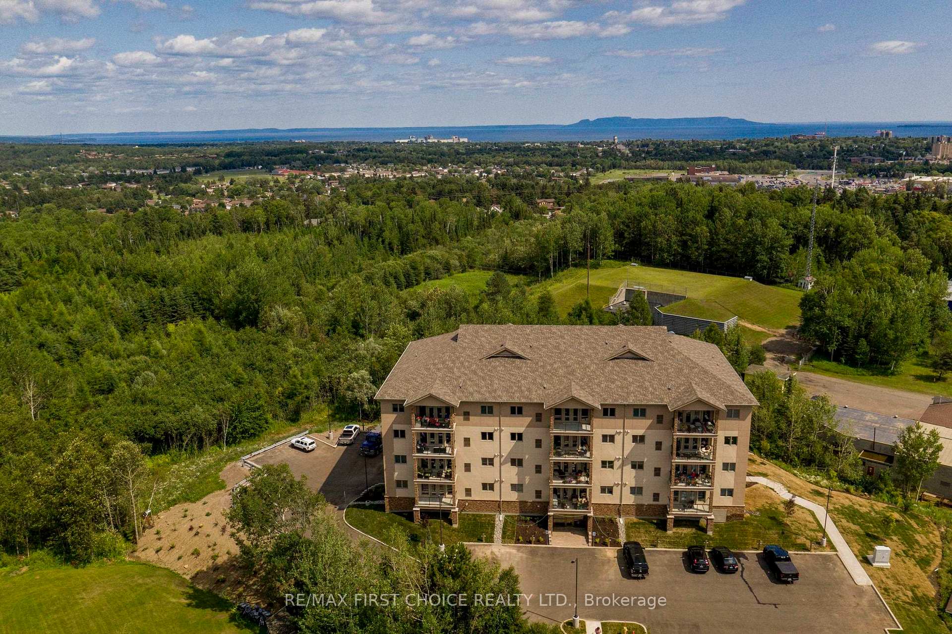 Photo 2 of Unit 103, 1230 Dawson Road, Thunder Bay, Dawson Heights — HOMEH