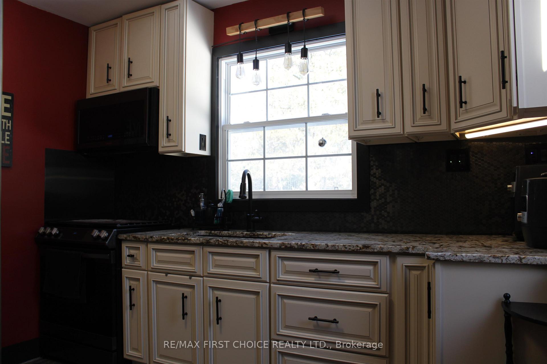 Photo 8 of 5082 Hwy 11/17, Conmee — HOMEH
