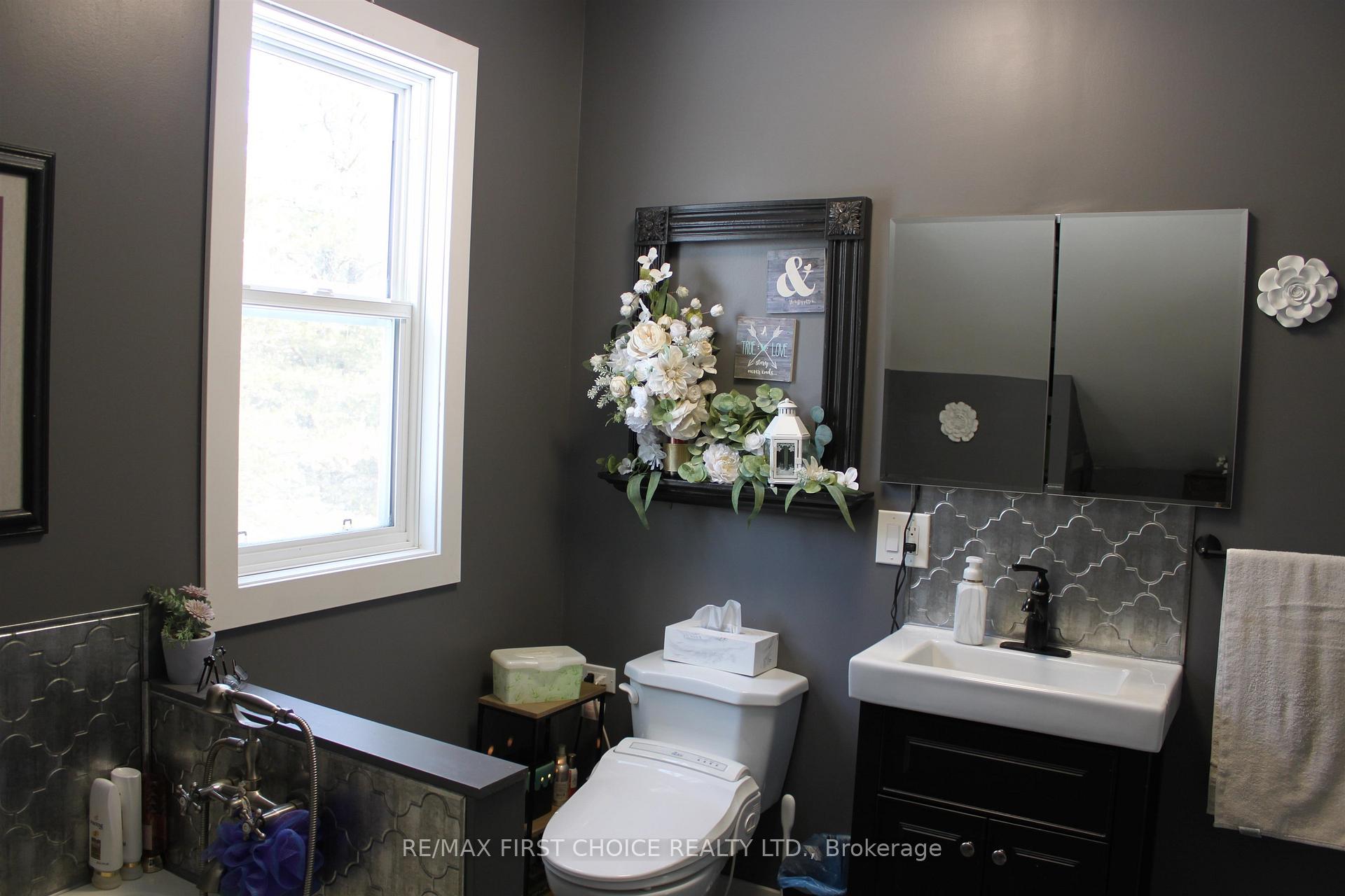 Photo 25 of 5082 Hwy 11/17, Conmee — HOMEH