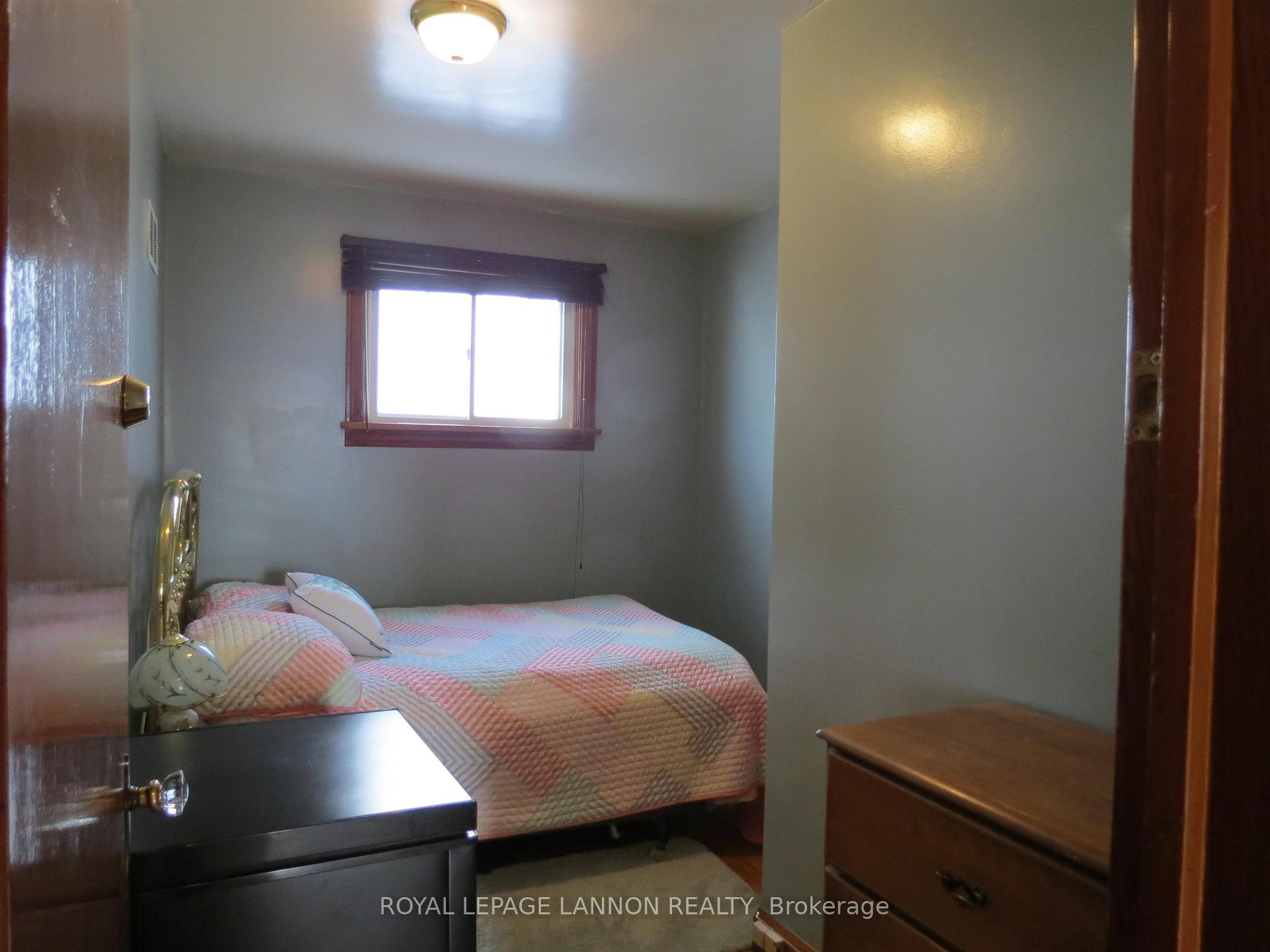 Photo 14 of 836 Simpson Street, Thunder Bay, East End — HOMEH