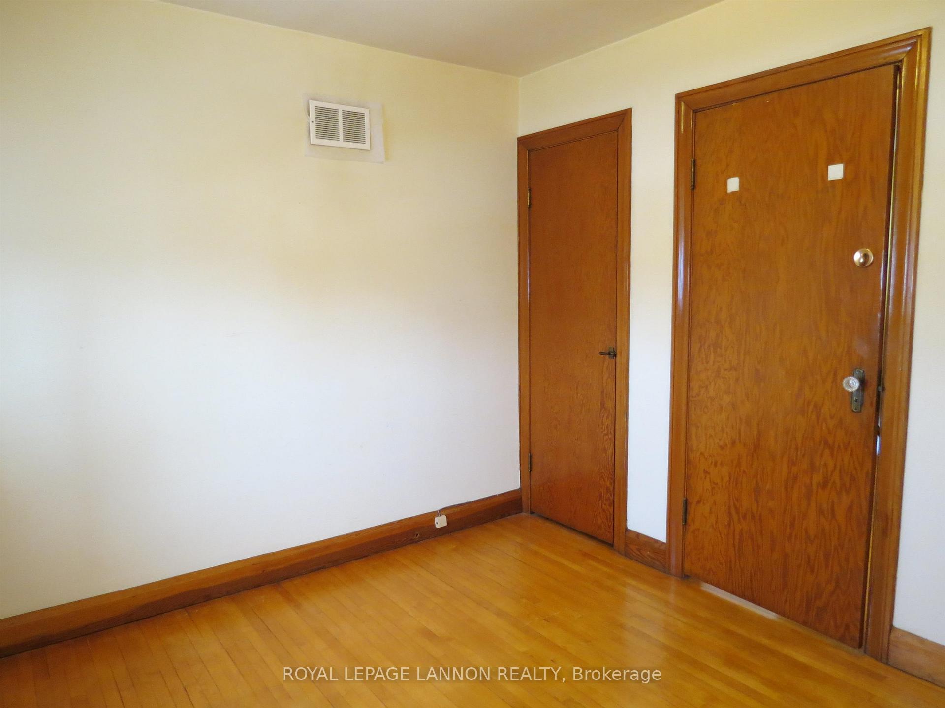 Photo 20 of 836 Simpson Street, Thunder Bay, East End — HOMEH