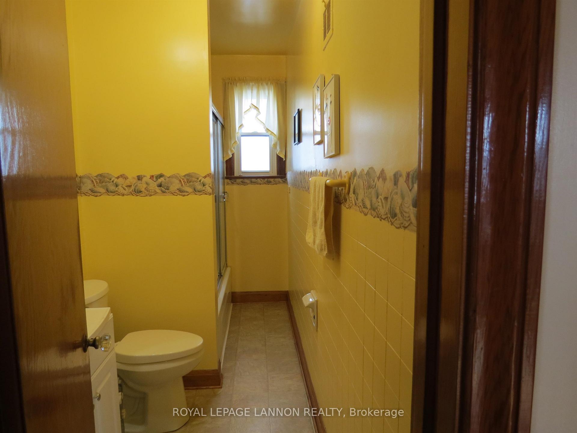 Photo 31 of 836 Simpson Street, Thunder Bay, East End — HOMEH