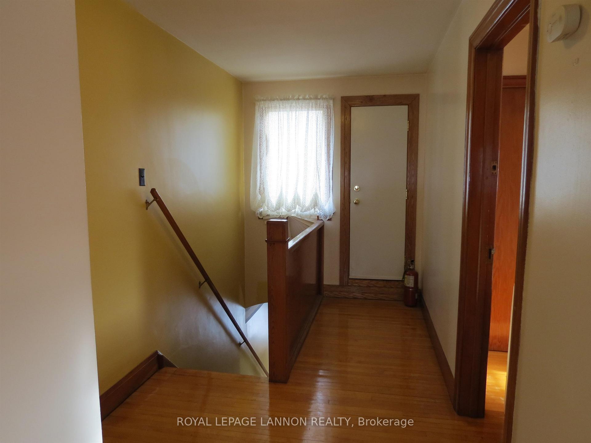 Photo 33 of 836 Simpson Street, Thunder Bay, East End — HOMEH