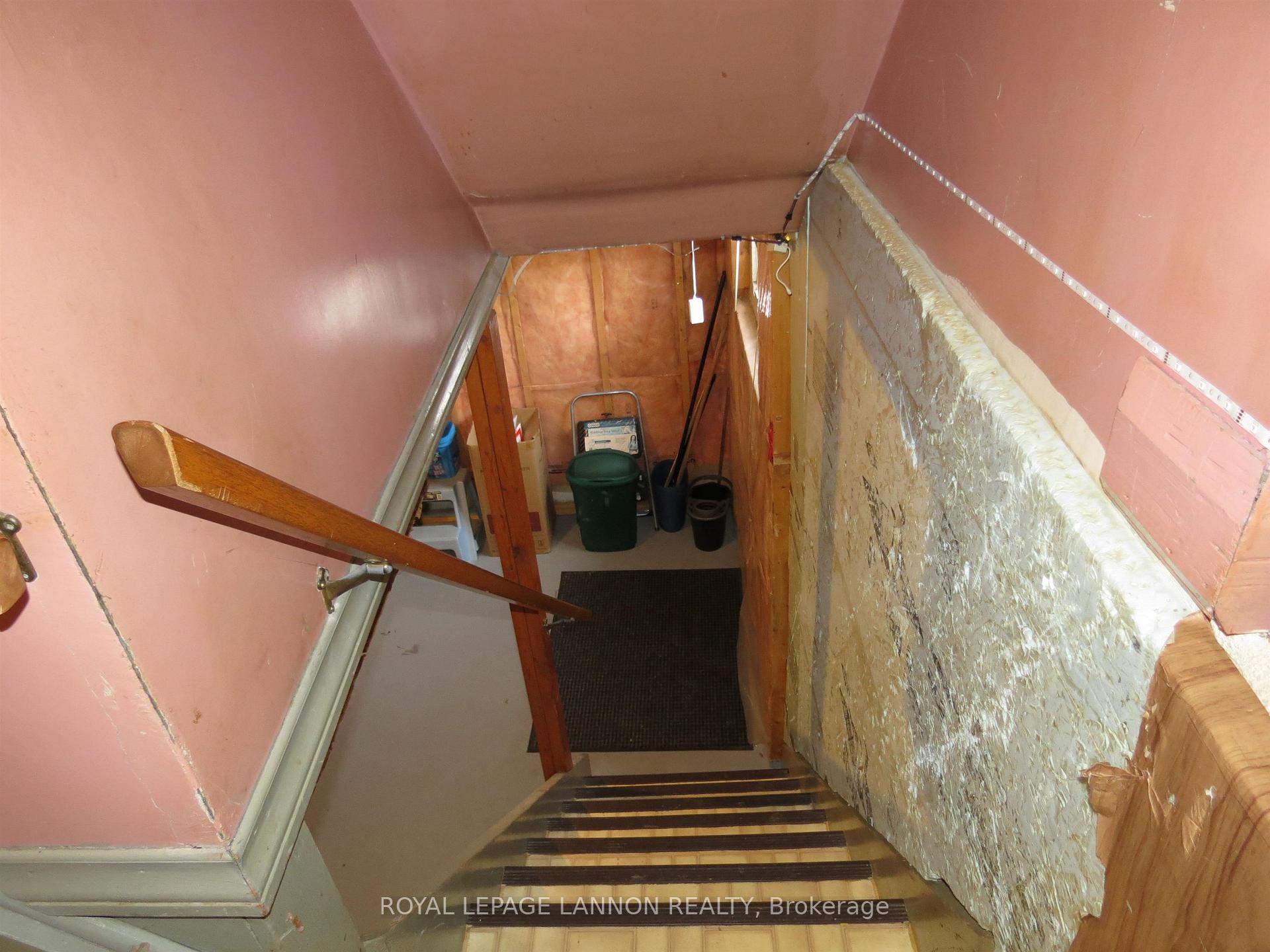 Photo 34 of 836 Simpson Street, Thunder Bay, East End — HOMEH